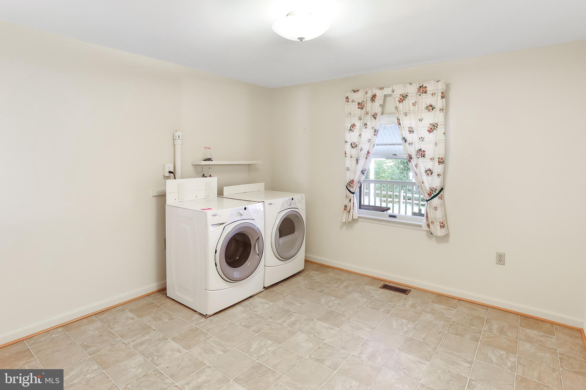 DOWNING - Residential