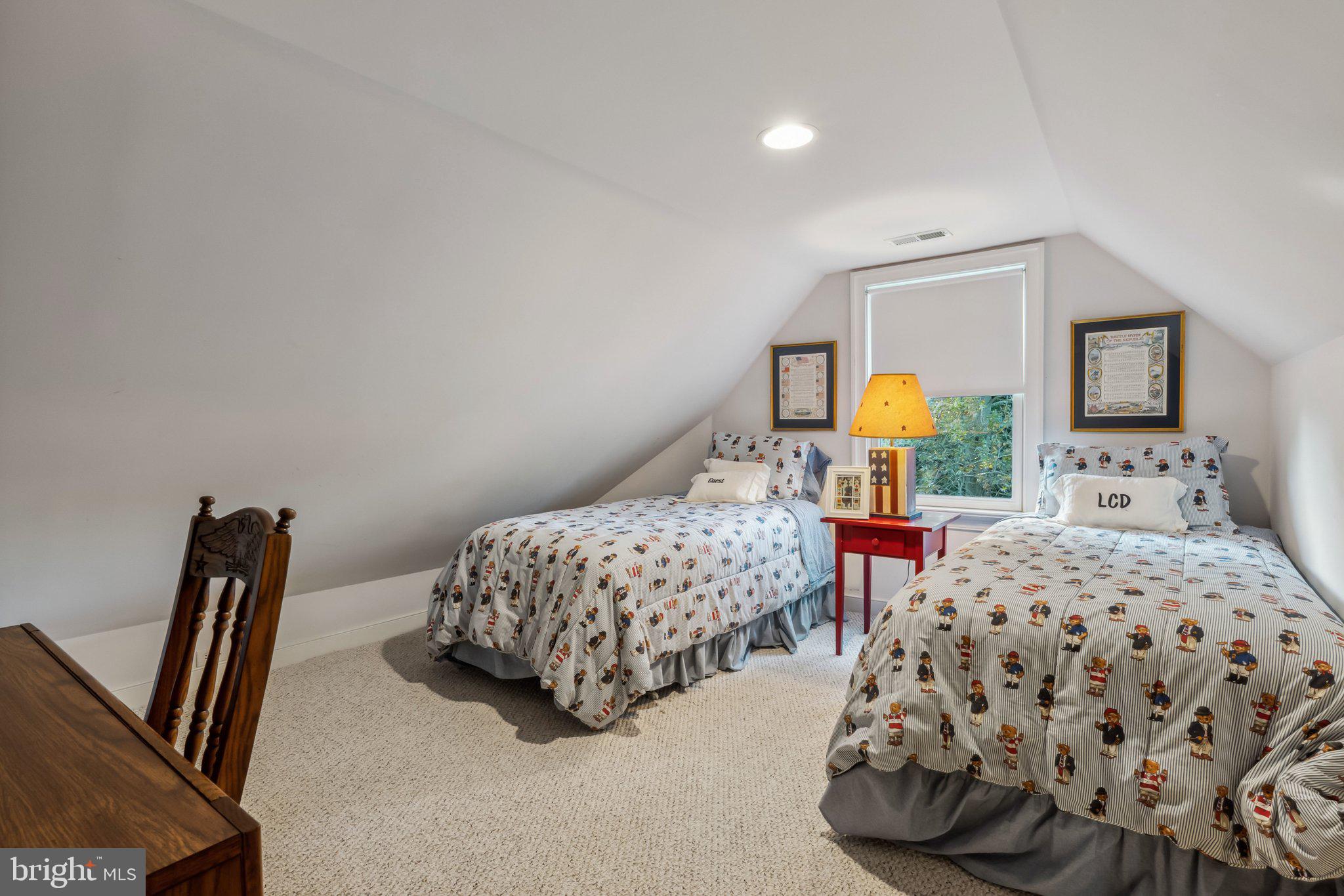 BLOOMFIELD - Residential