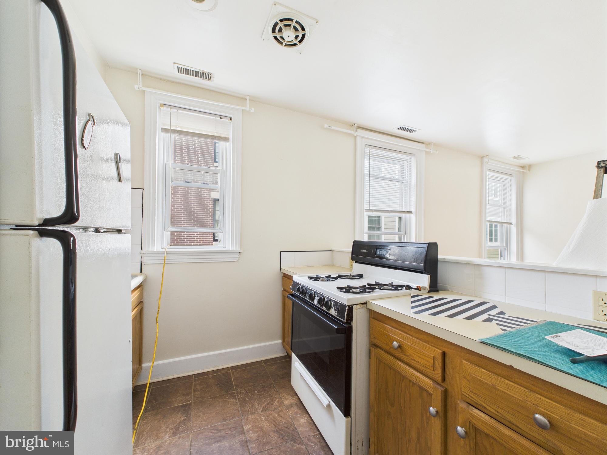 3829 HAMILTON STREET C