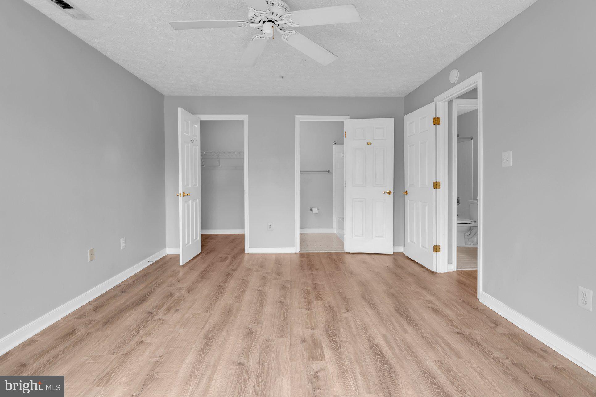 PINEY ORCHARD - Residential