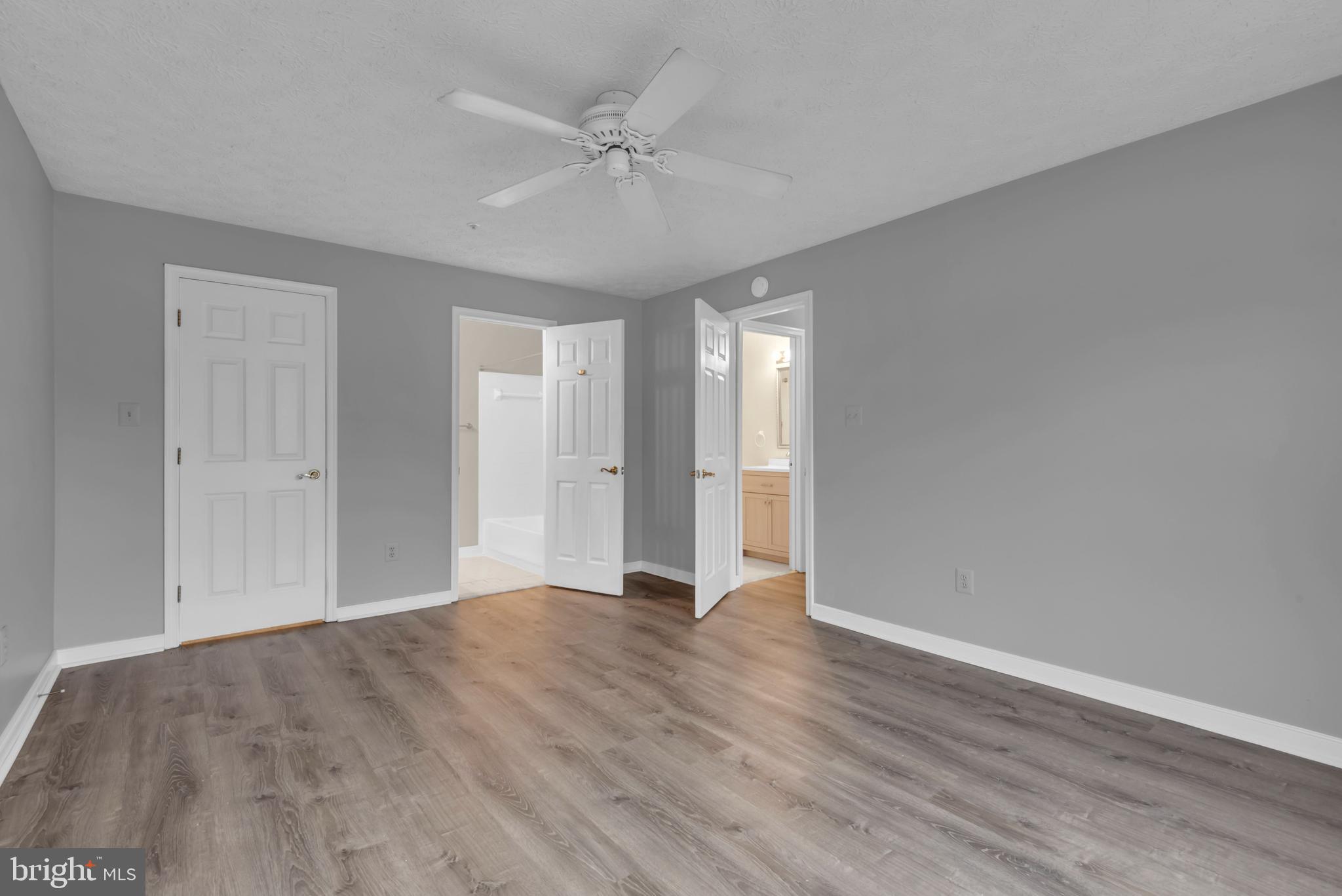 PINEY ORCHARD - Residential