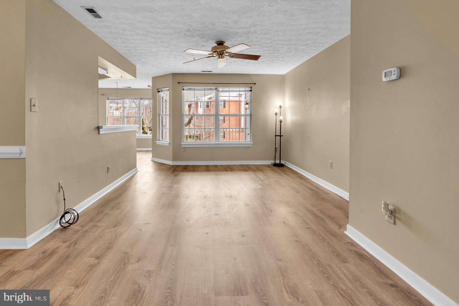 PINEY ORCHARD - Residential