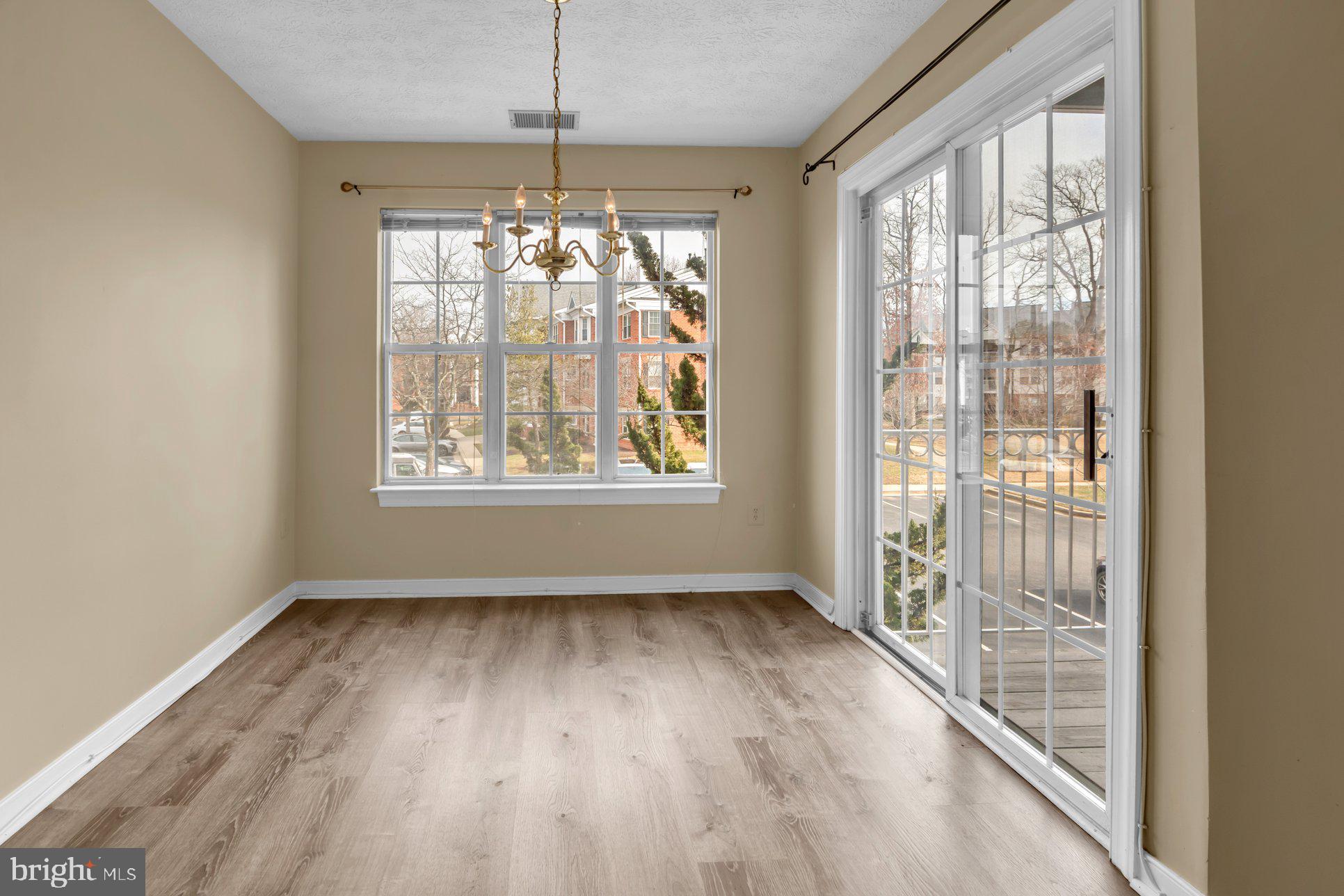 PINEY ORCHARD - Residential