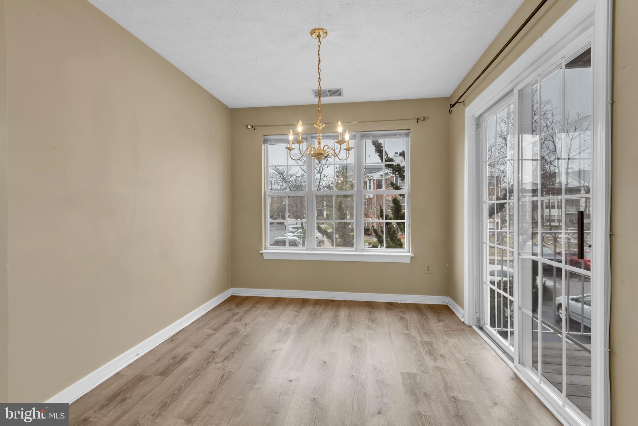 PINEY ORCHARD - Residential