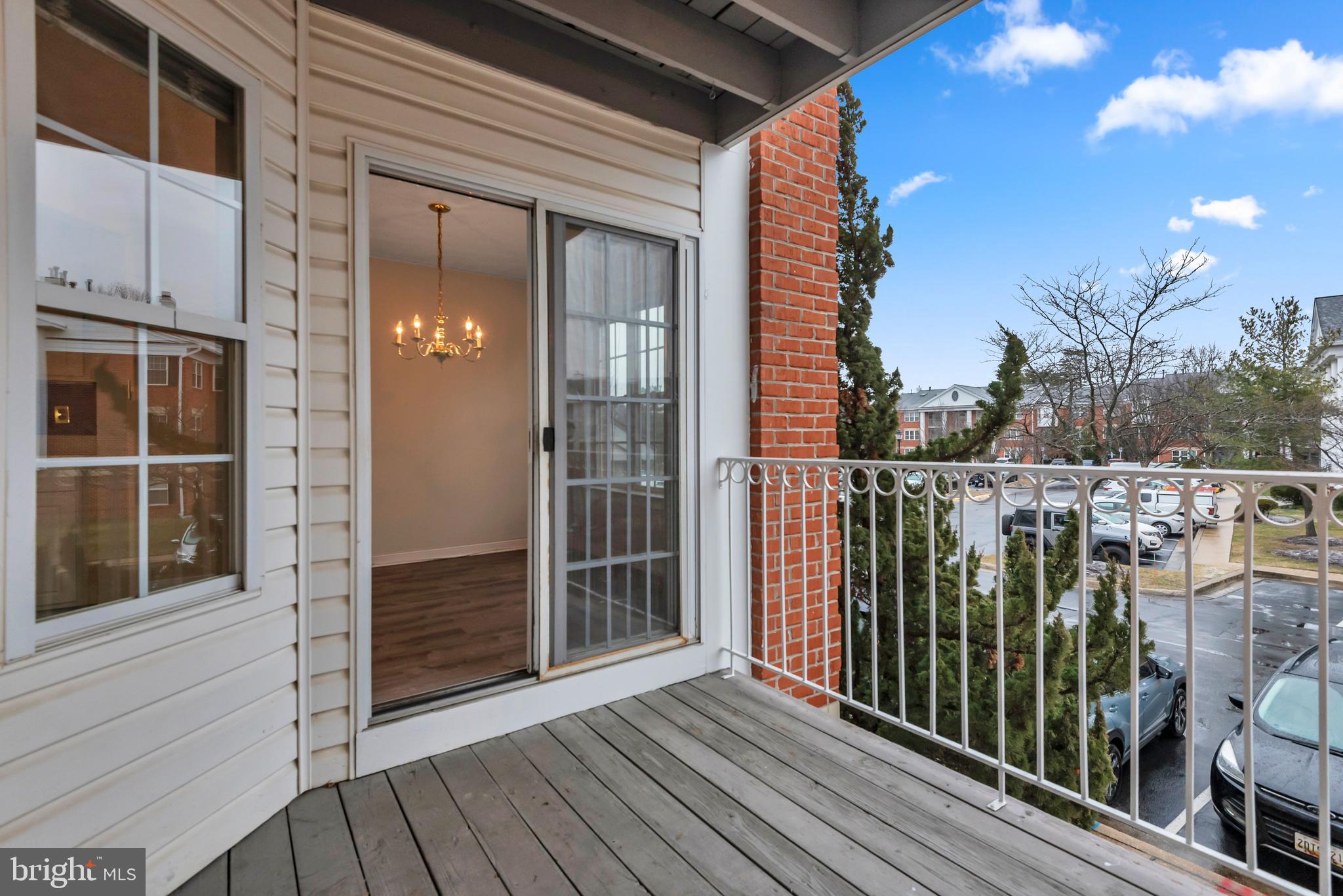 PINEY ORCHARD - Residential