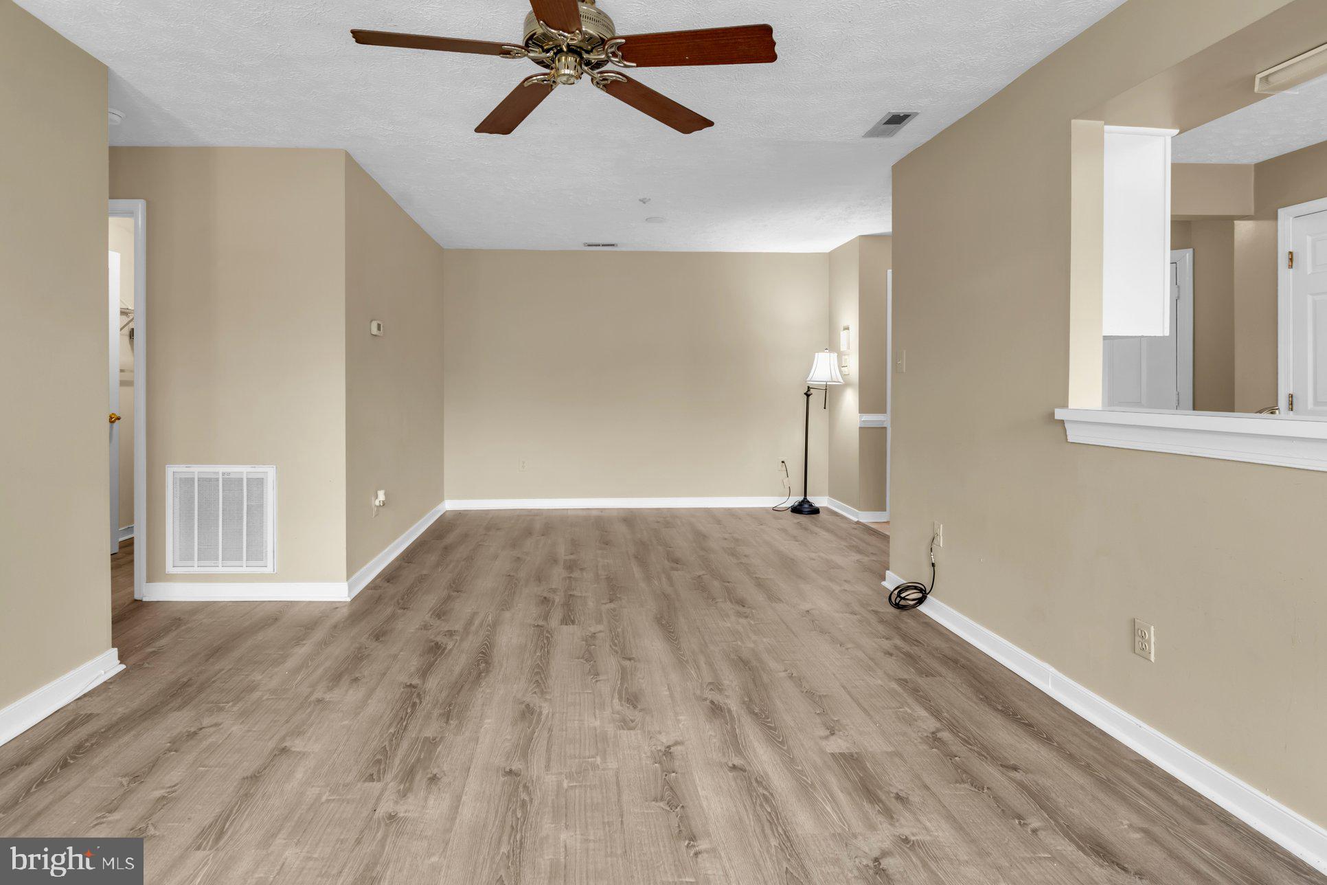 PINEY ORCHARD - Residential