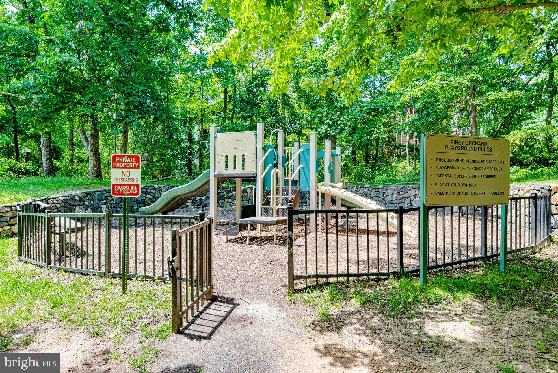 PINEY ORCHARD - Residential