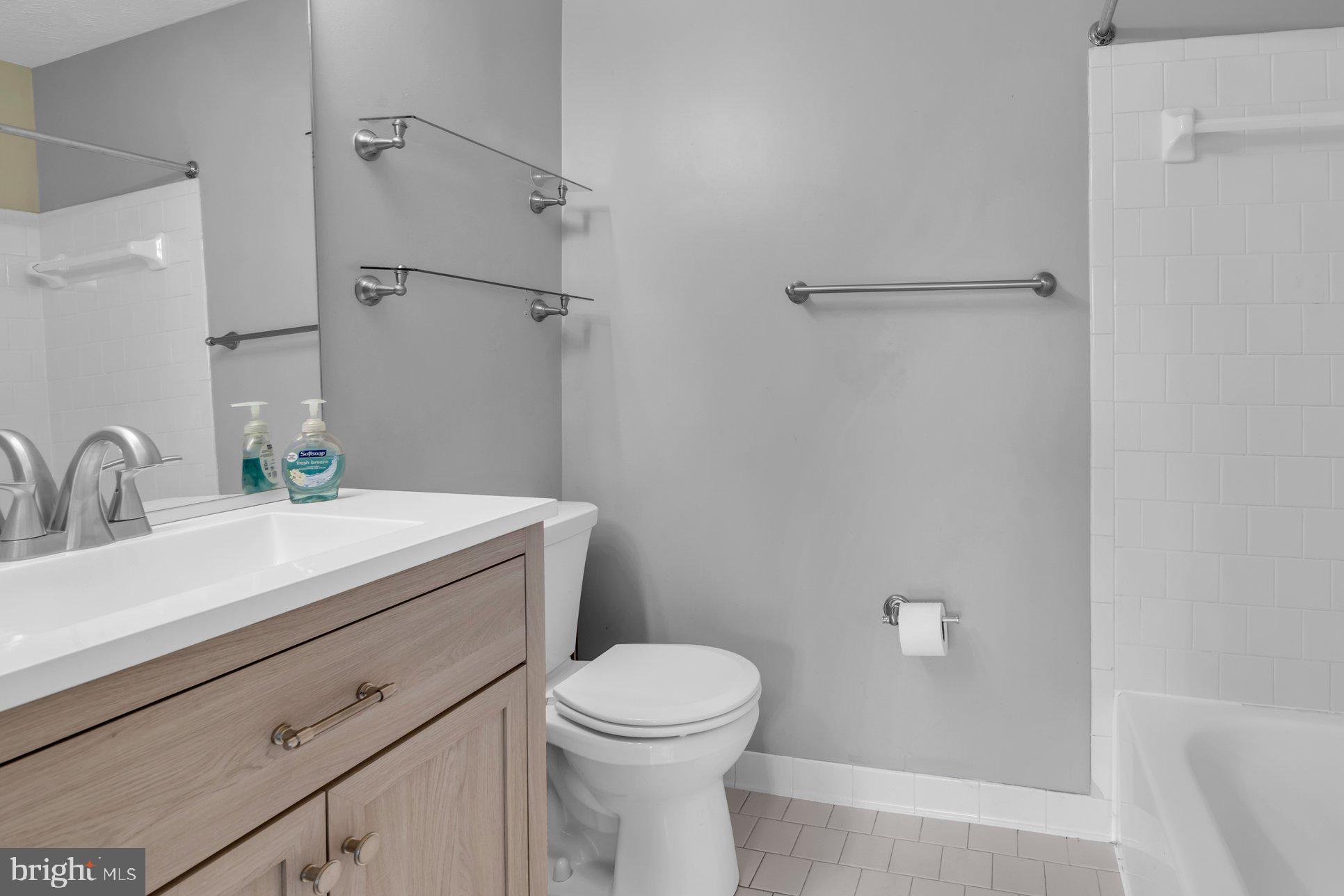 PINEY ORCHARD - Residential