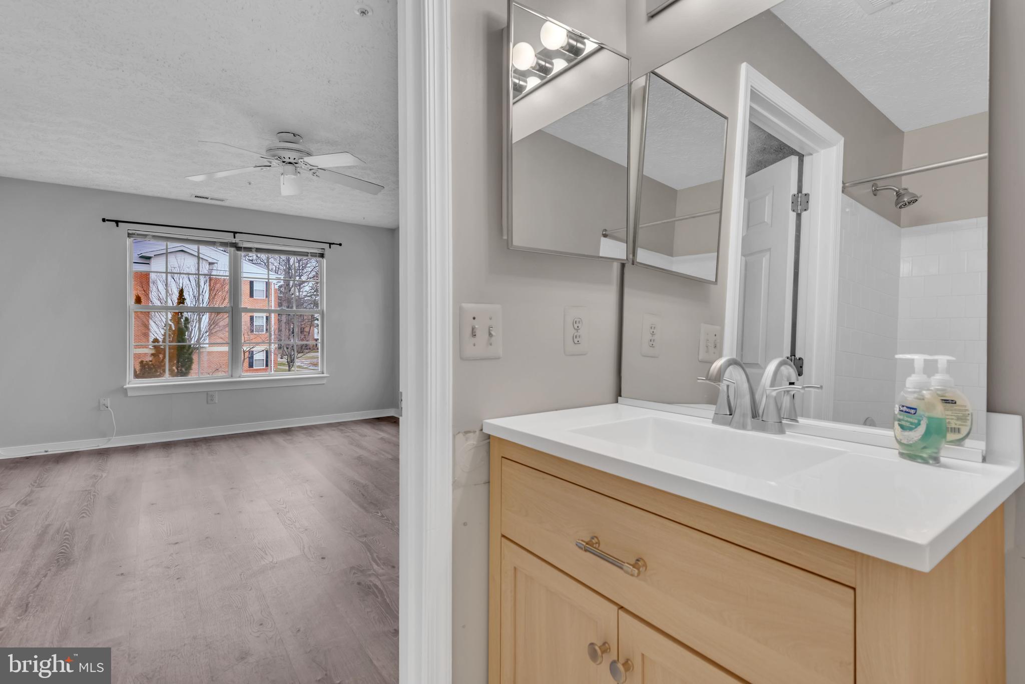 PINEY ORCHARD - Residential