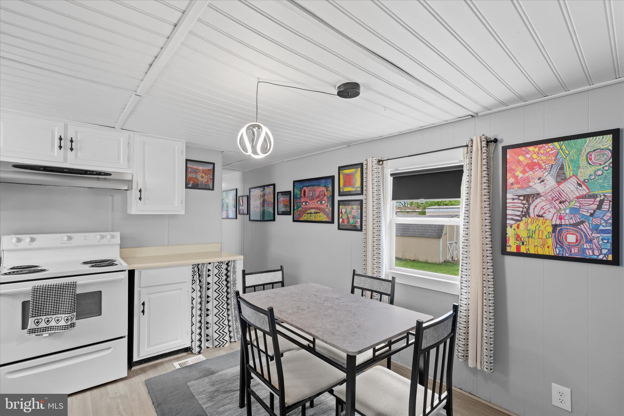 WHISPERING PINE MHP - Residential