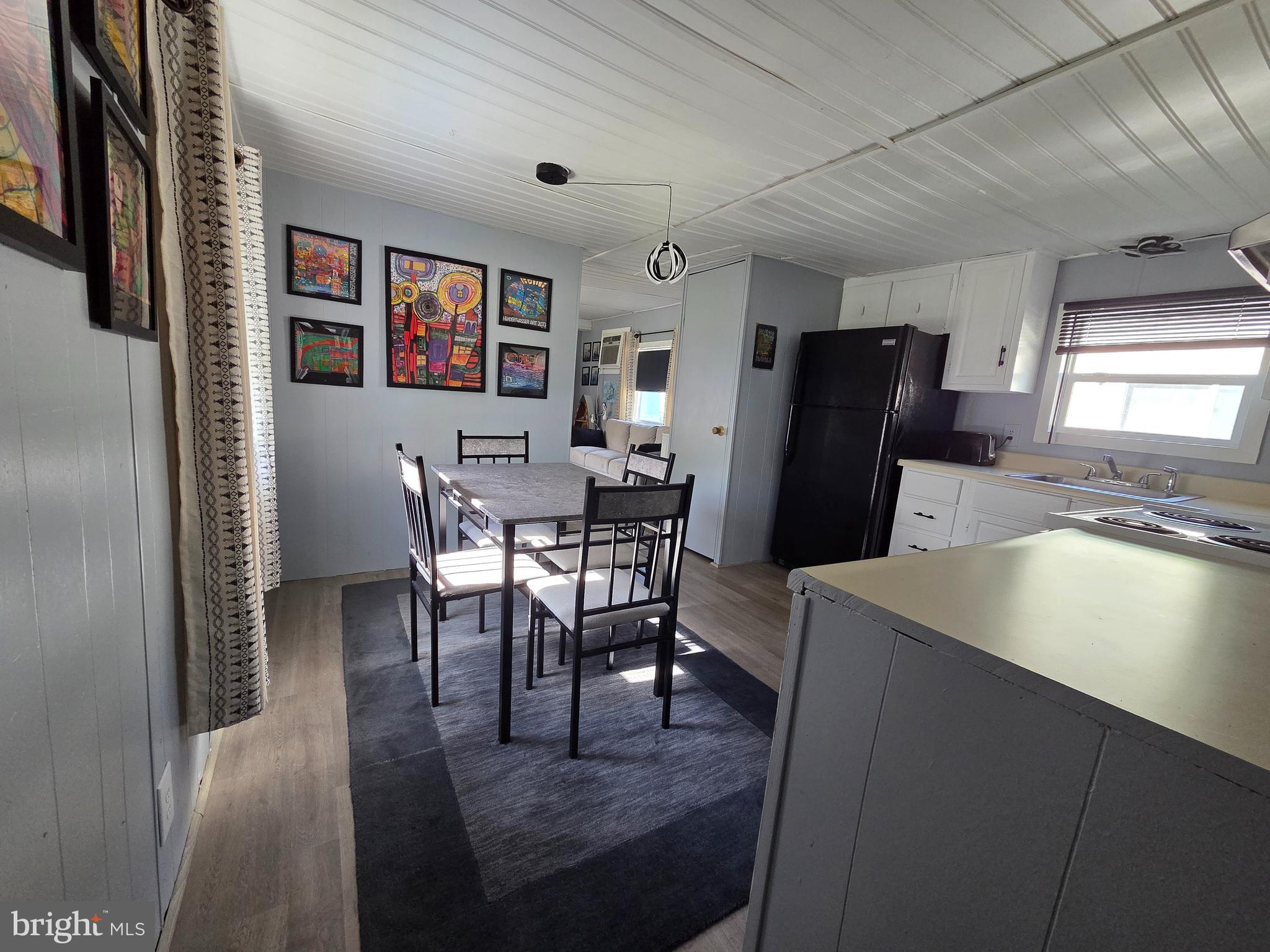 WHISPERING PINE MHP - Residential