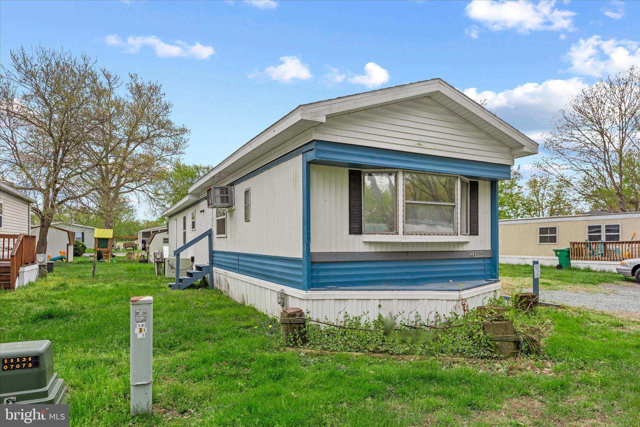 WHISPERING PINE MHP - Residential