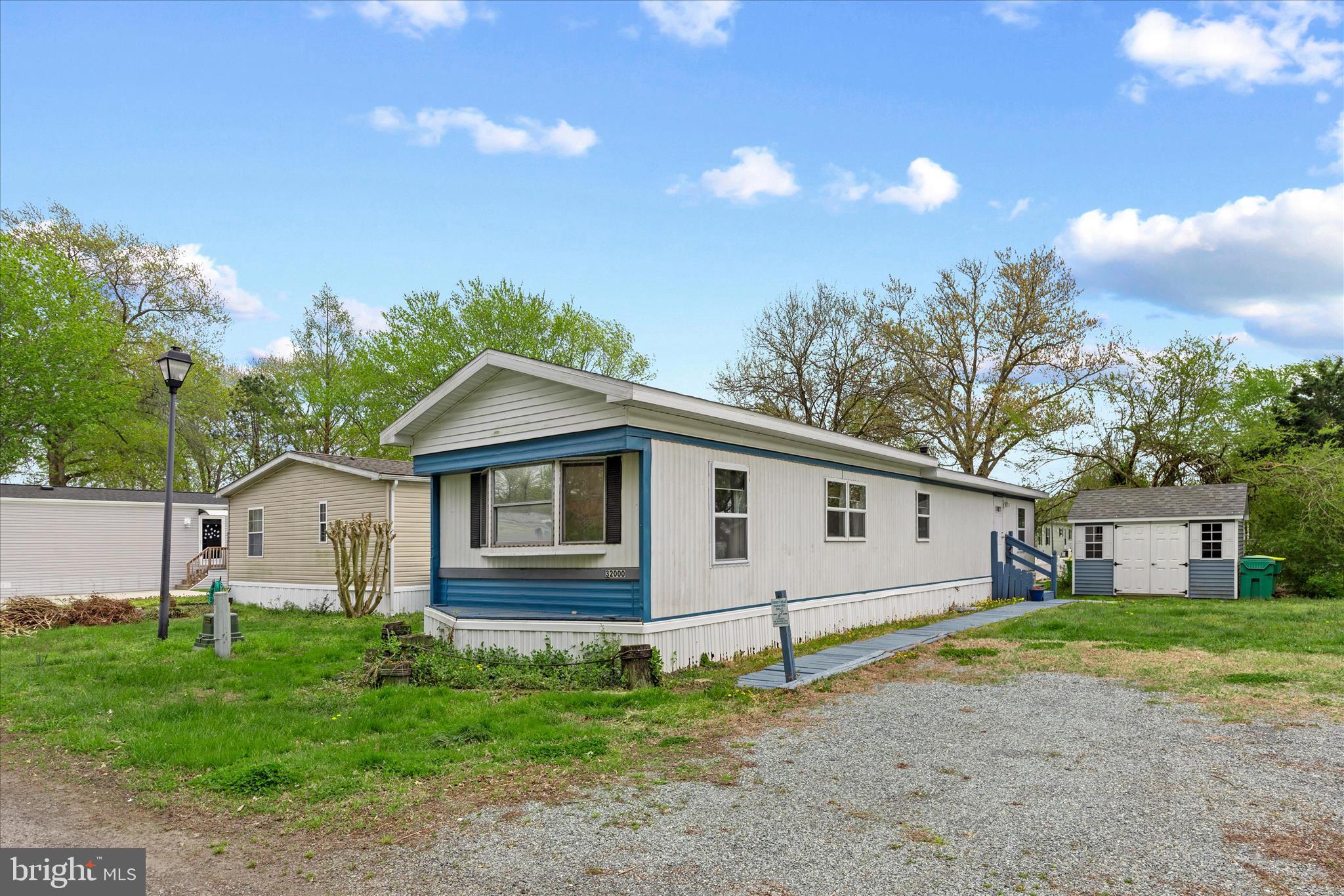 WHISPERING PINE MHP - Residential