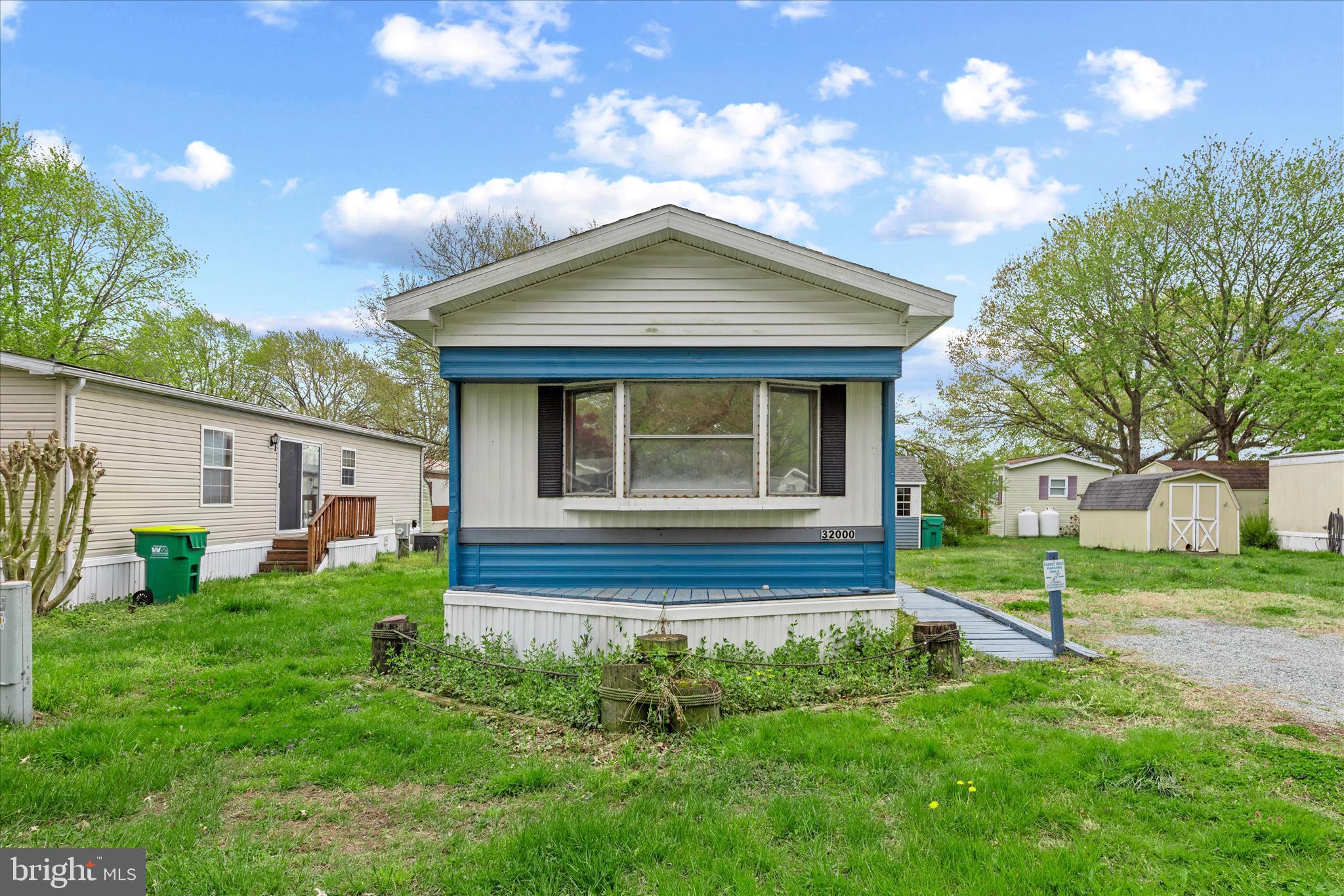WHISPERING PINE MHP - Residential