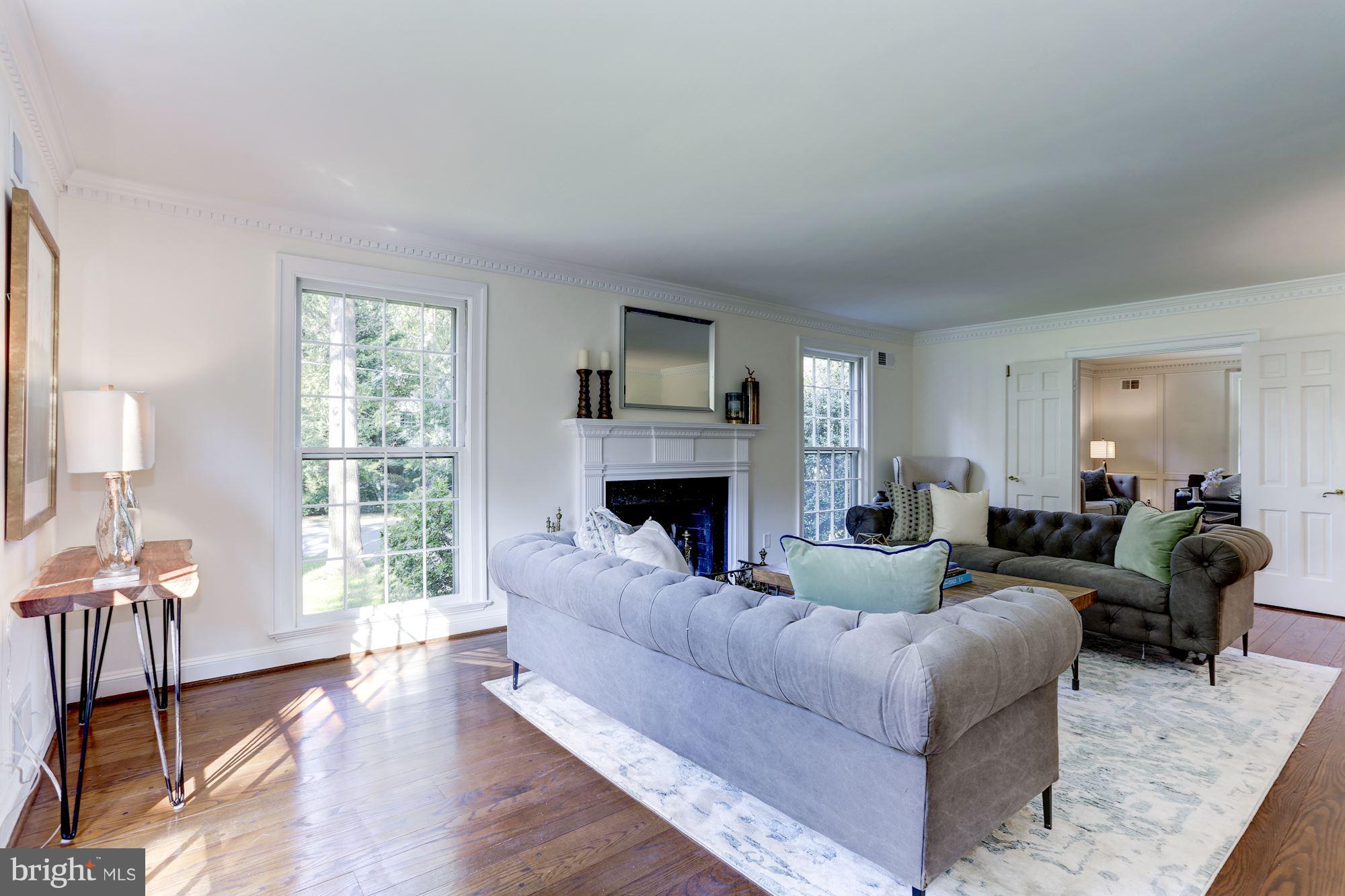 CHEVY CHASE VILLAGE - Residential