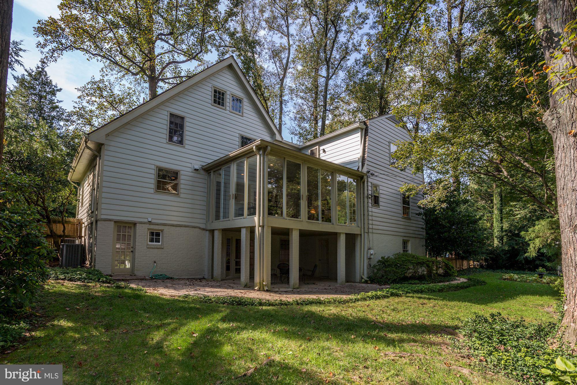 CHEVY CHASE VILLAGE - Residential