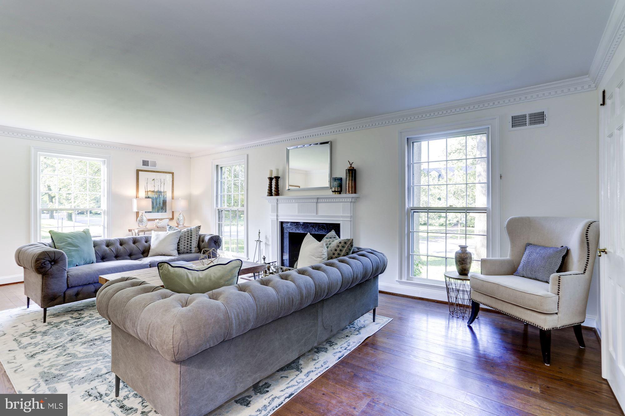 CHEVY CHASE VILLAGE - Residential