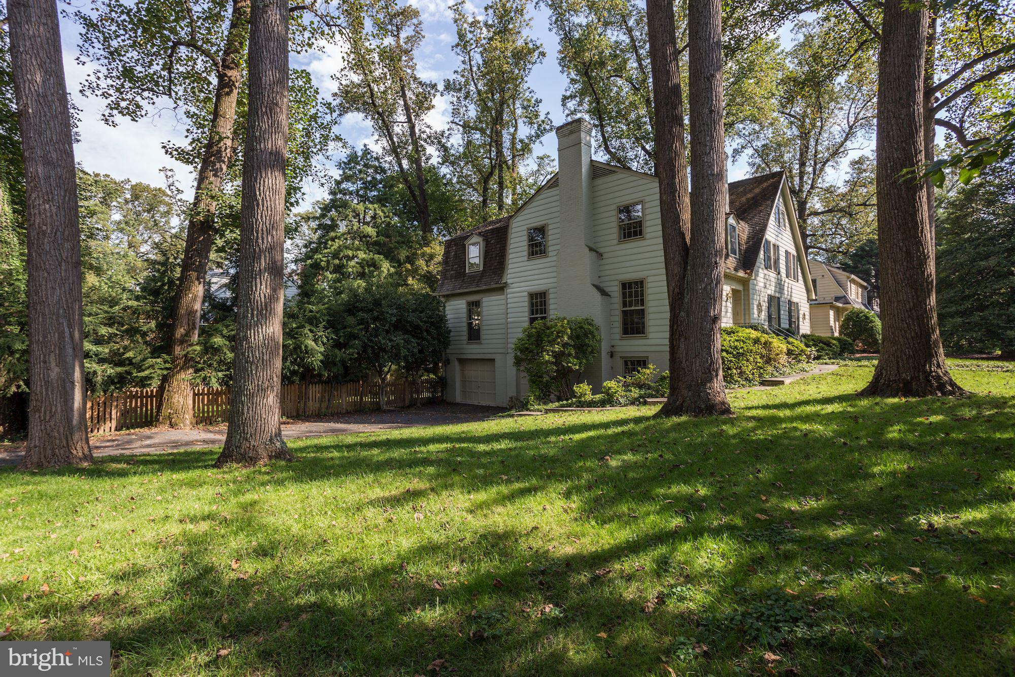 CHEVY CHASE VILLAGE - Residential