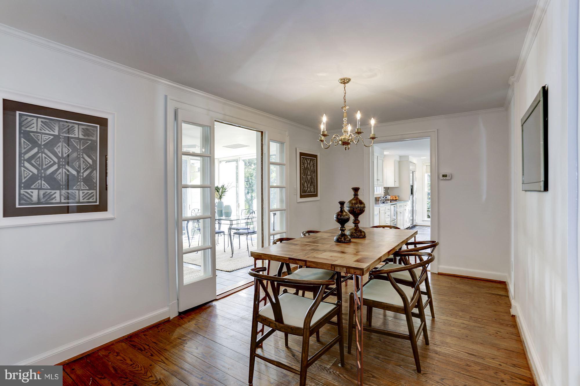 CHEVY CHASE VILLAGE - Residential