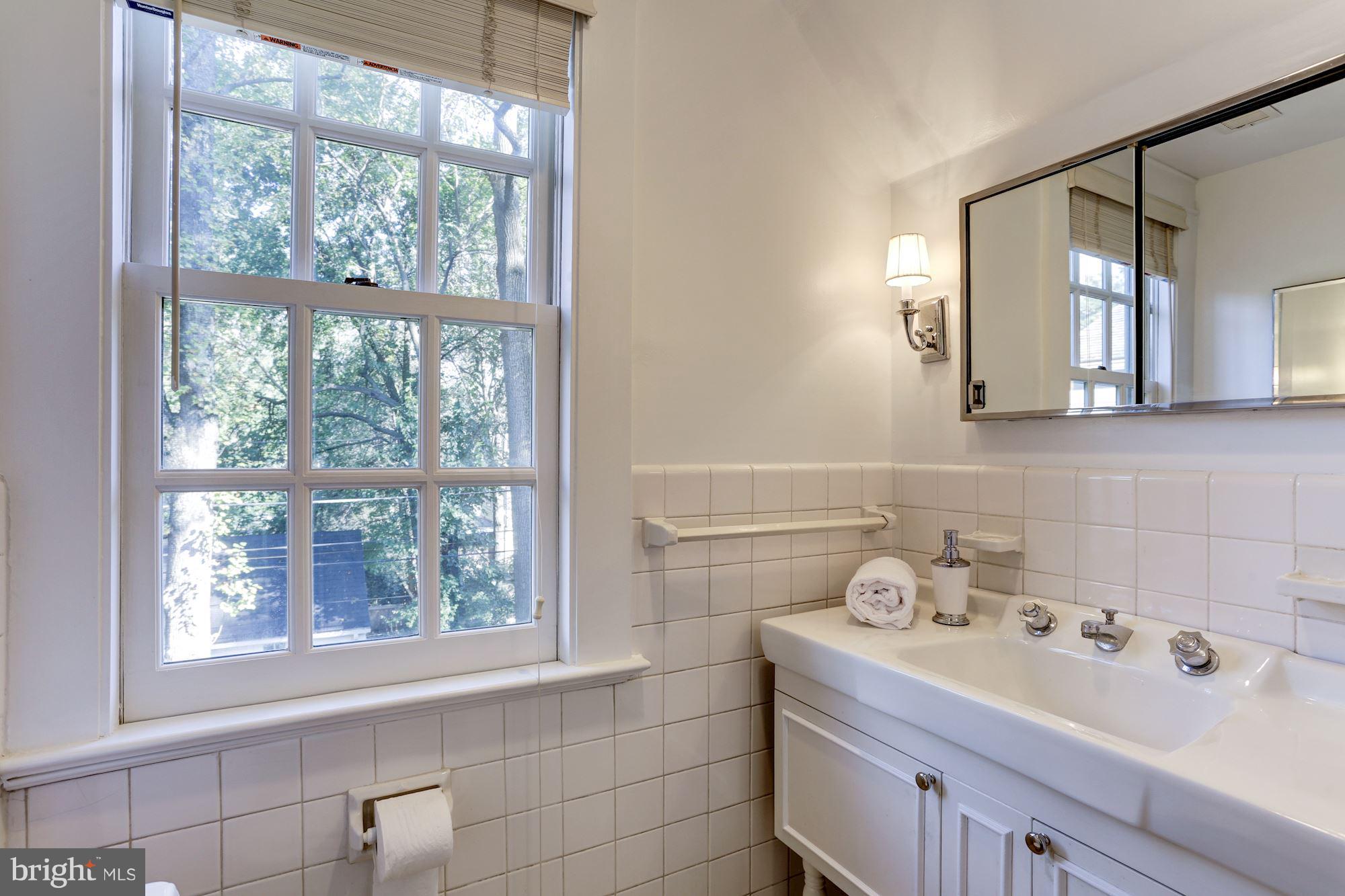 CHEVY CHASE VILLAGE - Residential