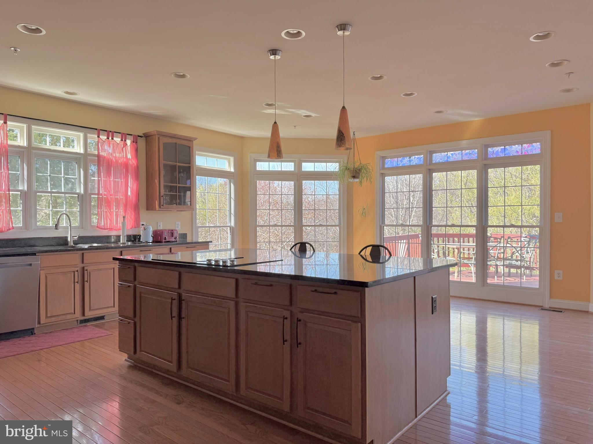 WILLOW RIDGE - Residential