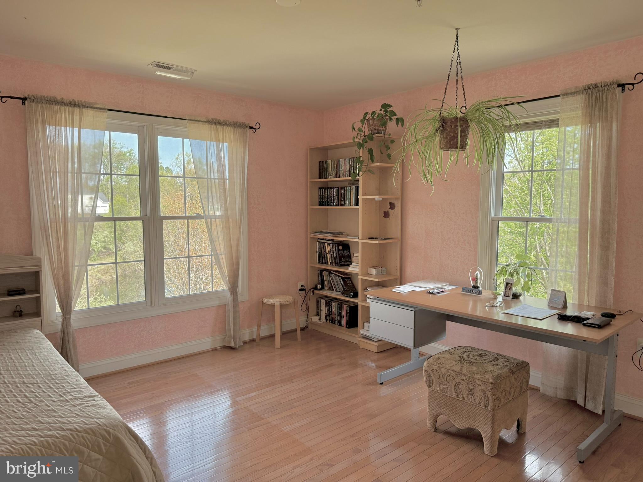 WILLOW RIDGE - Residential