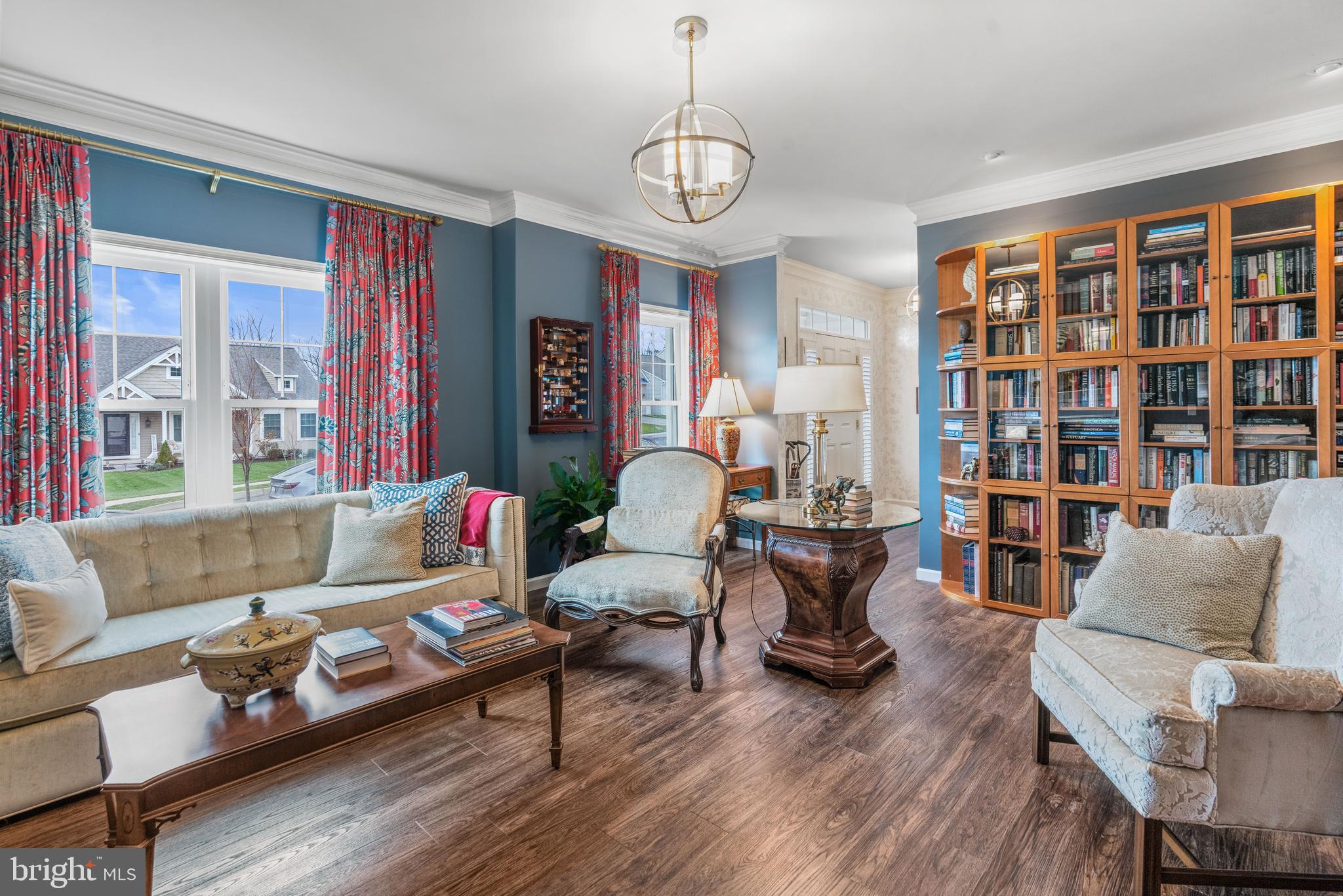 PINE VIEW ESTATES - Residential