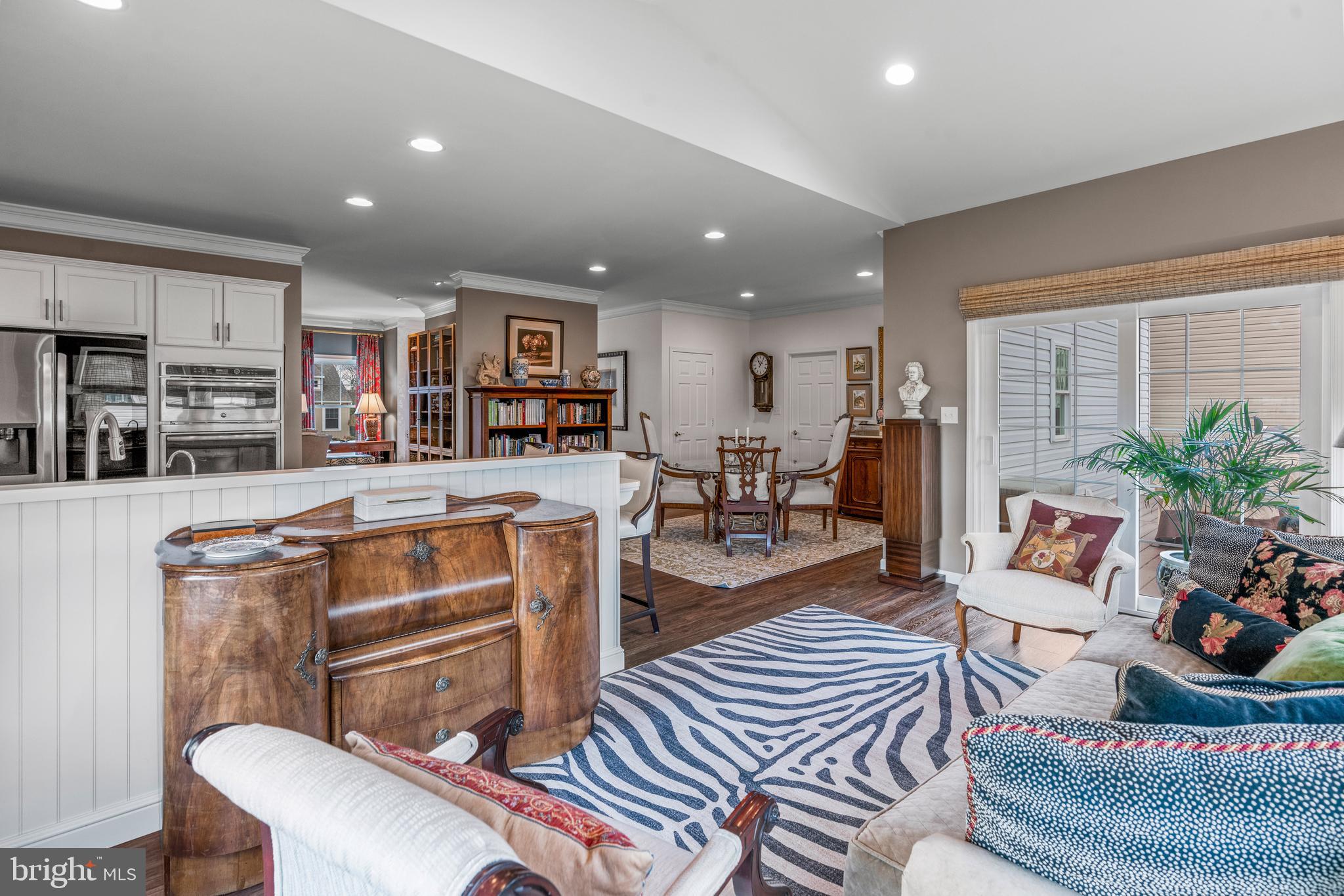 PINE VIEW ESTATES - Residential