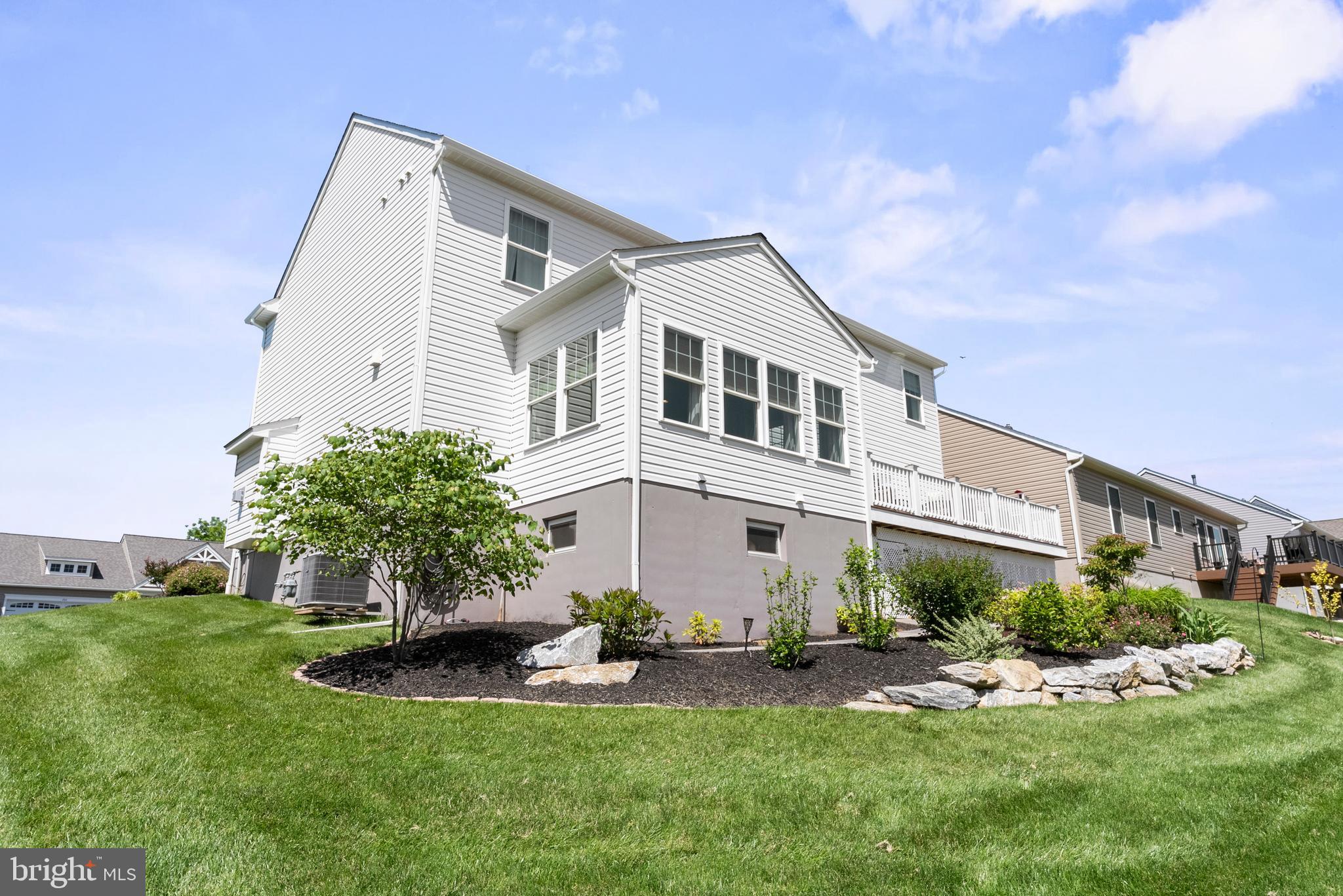 PINE VIEW ESTATES - Residential