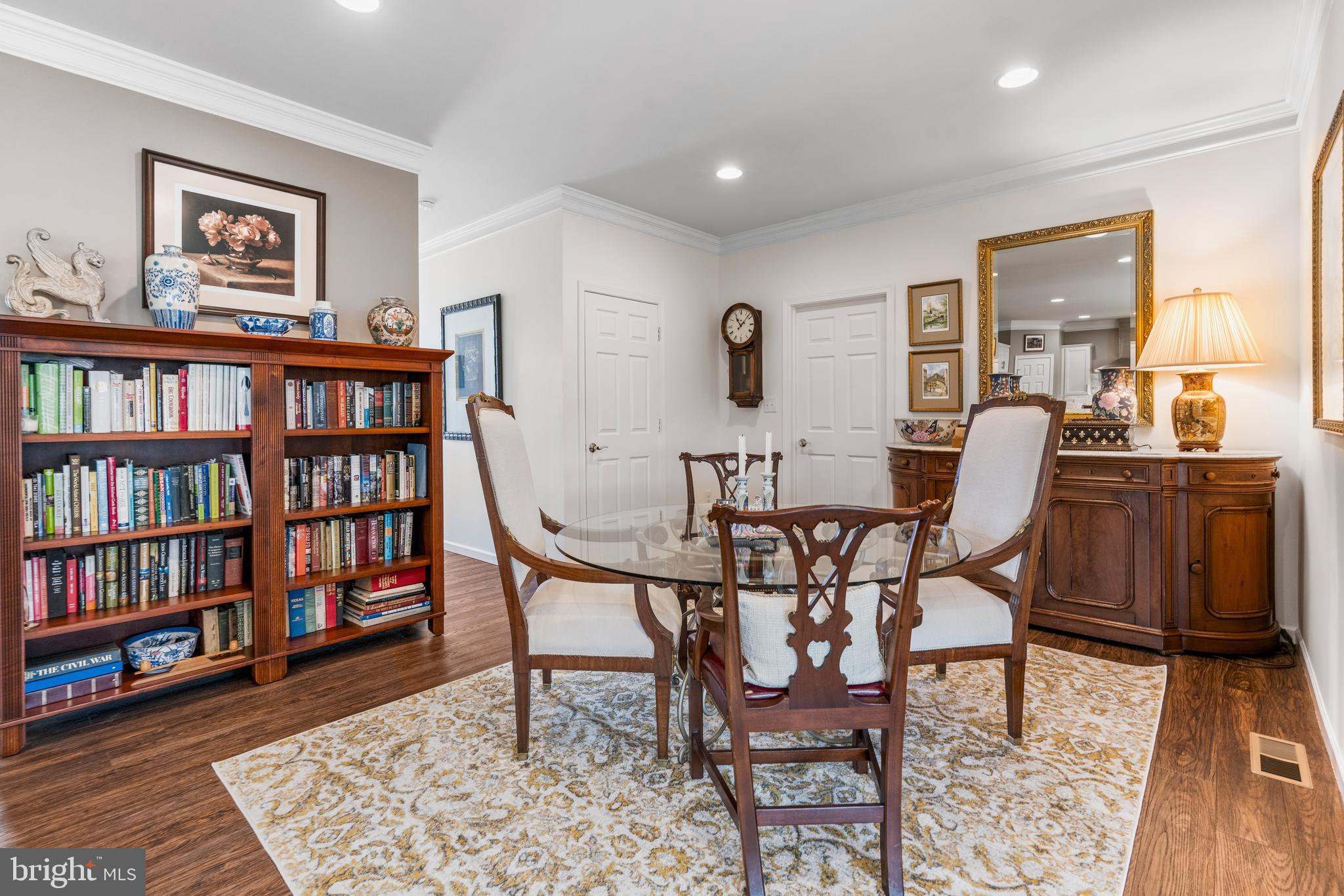 PINE VIEW ESTATES - Residential