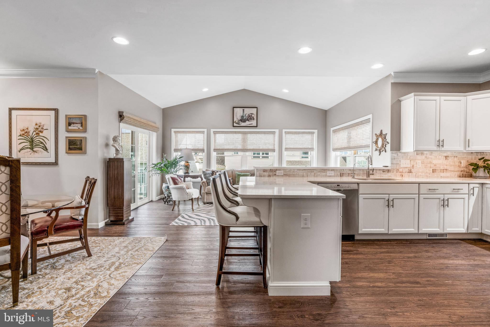 PINE VIEW ESTATES - Residential