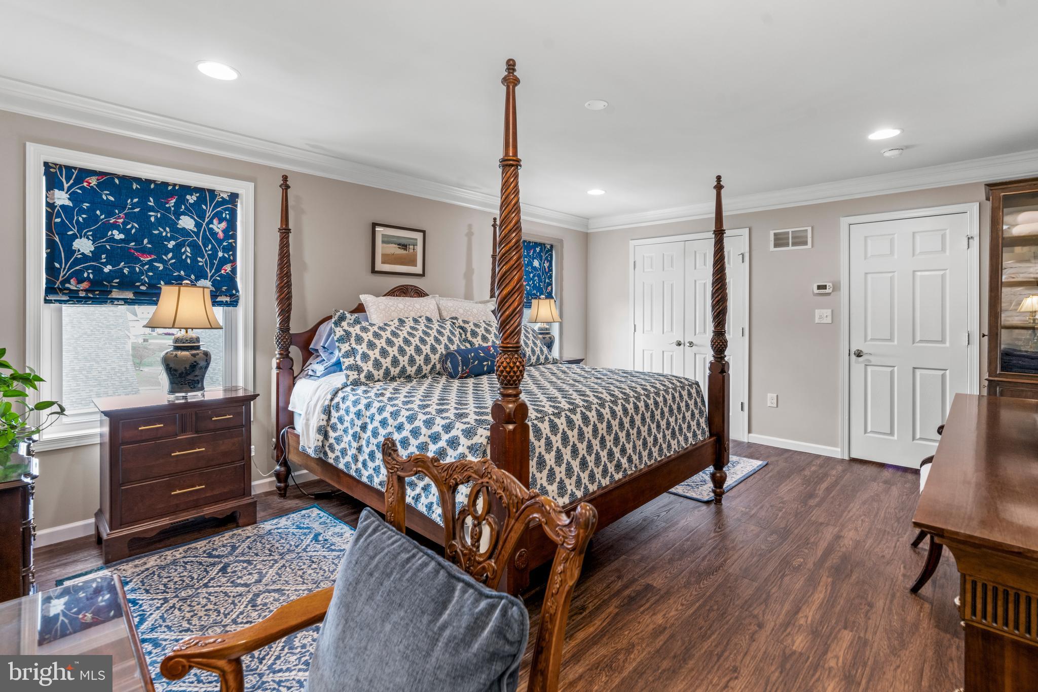 PINE VIEW ESTATES - Residential