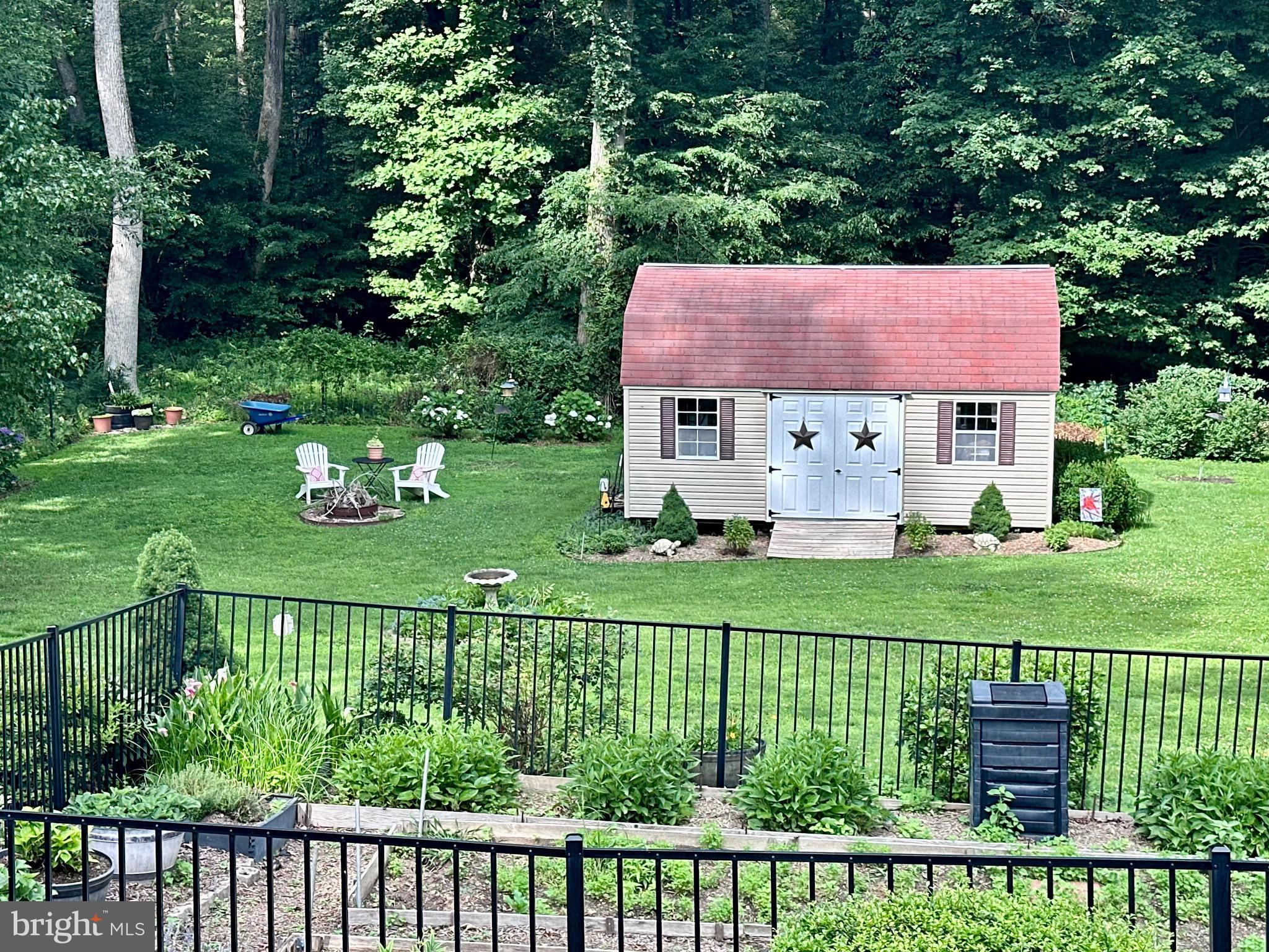 FRIENDLY PINES - Residential