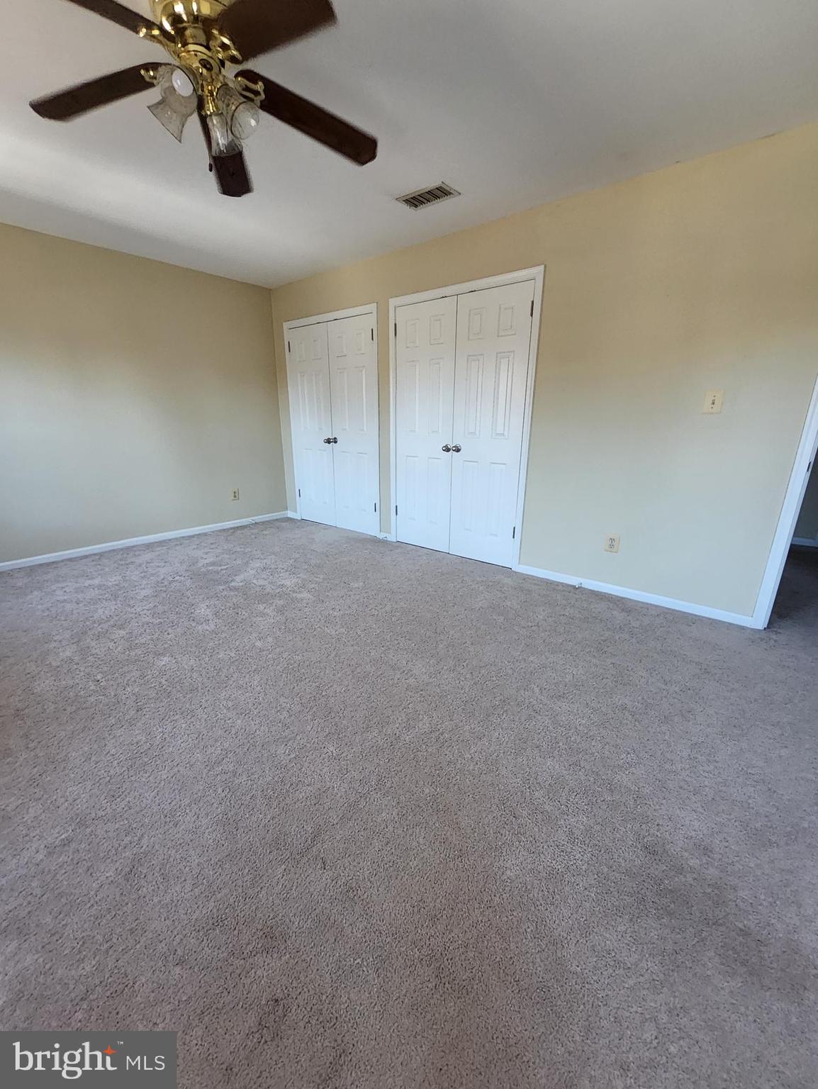 BEAR WALLOW KNOLLS - Residential Lease