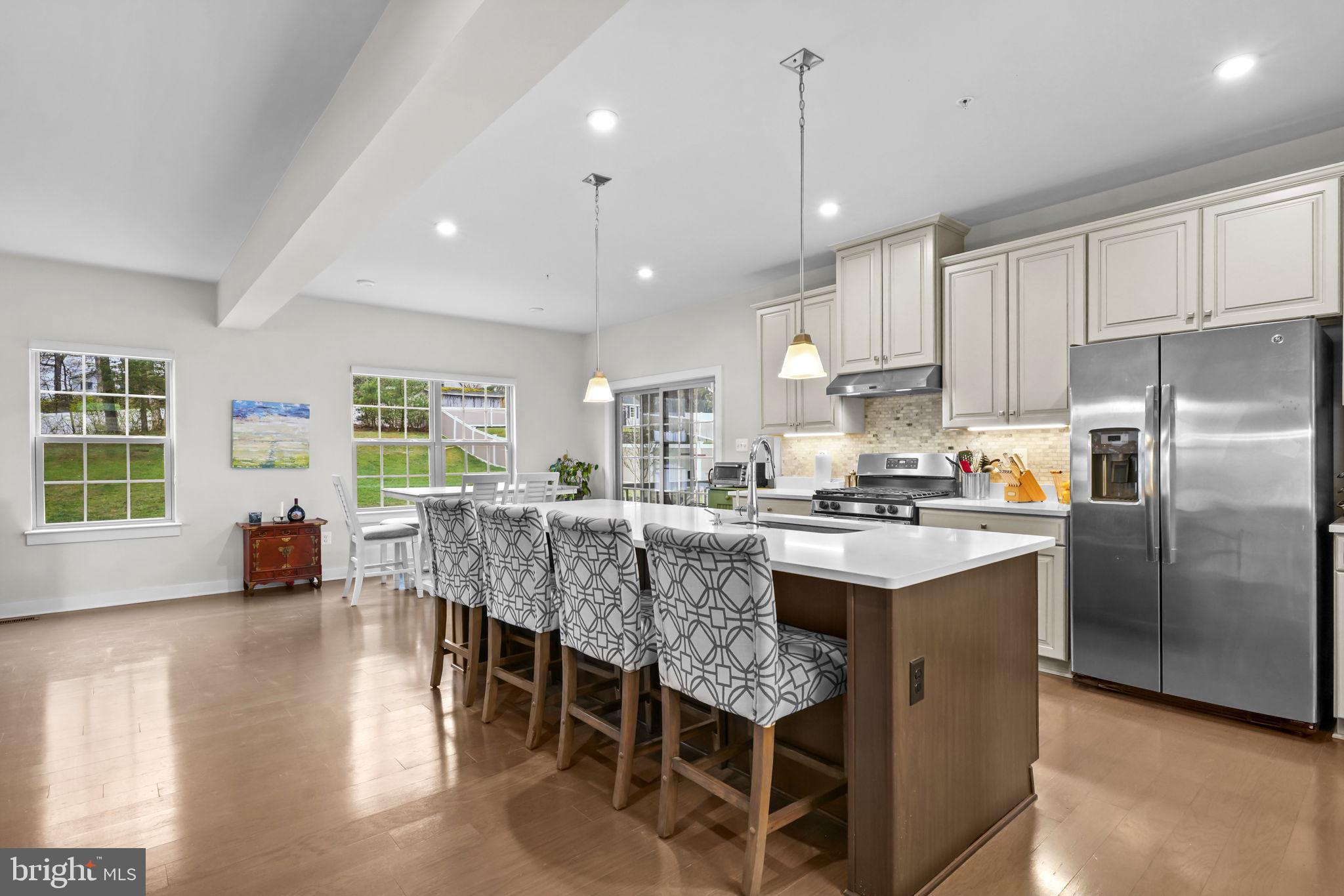 SOLOMONS CHOICE - Residential