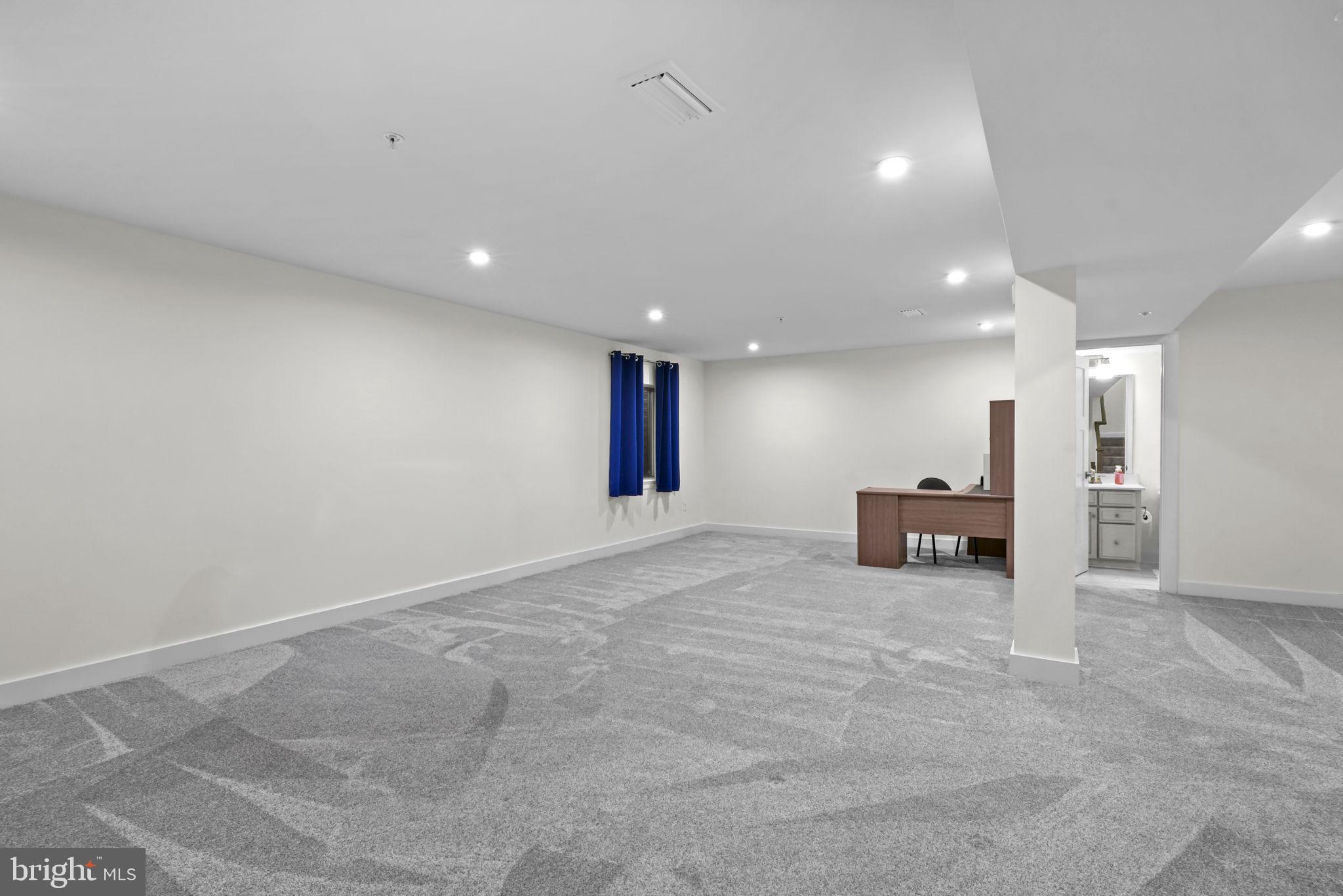 SOLOMONS CHOICE - Residential