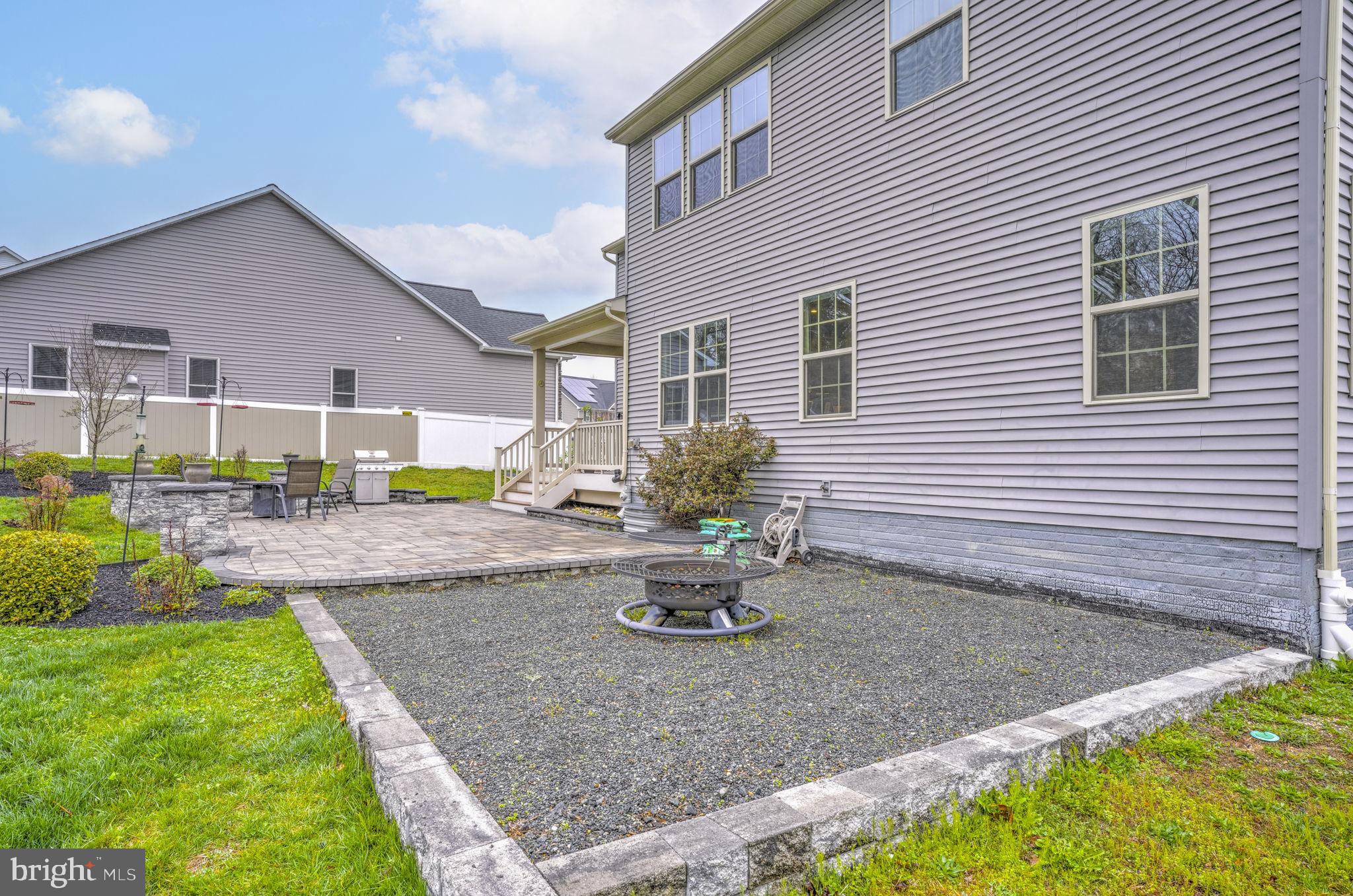 SOLOMONS CHOICE - Residential