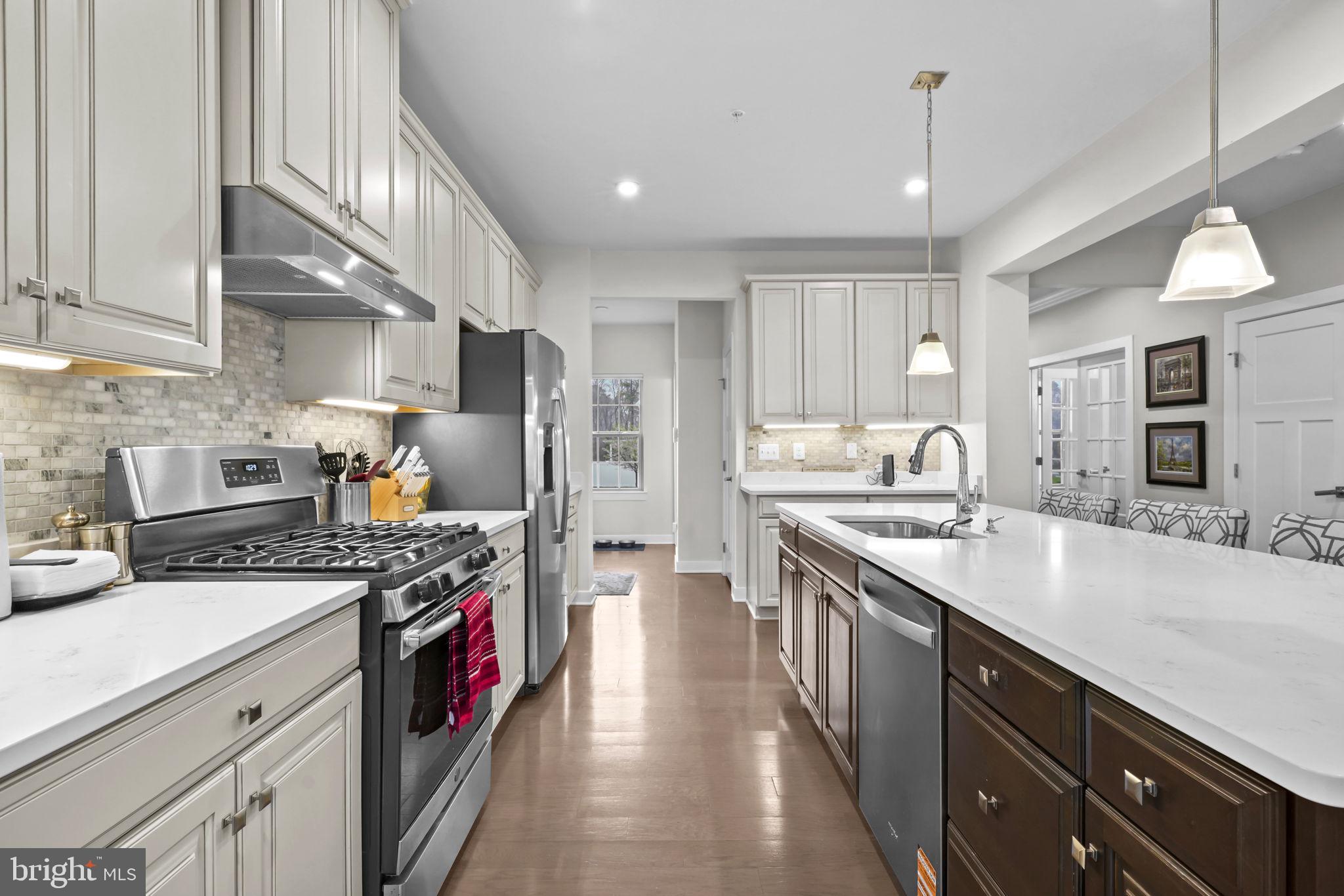 SOLOMONS CHOICE - Residential