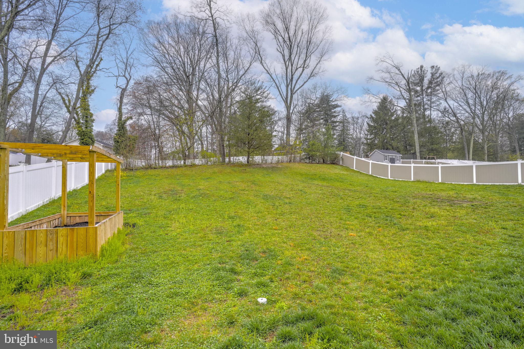 SOLOMONS CHOICE - Residential