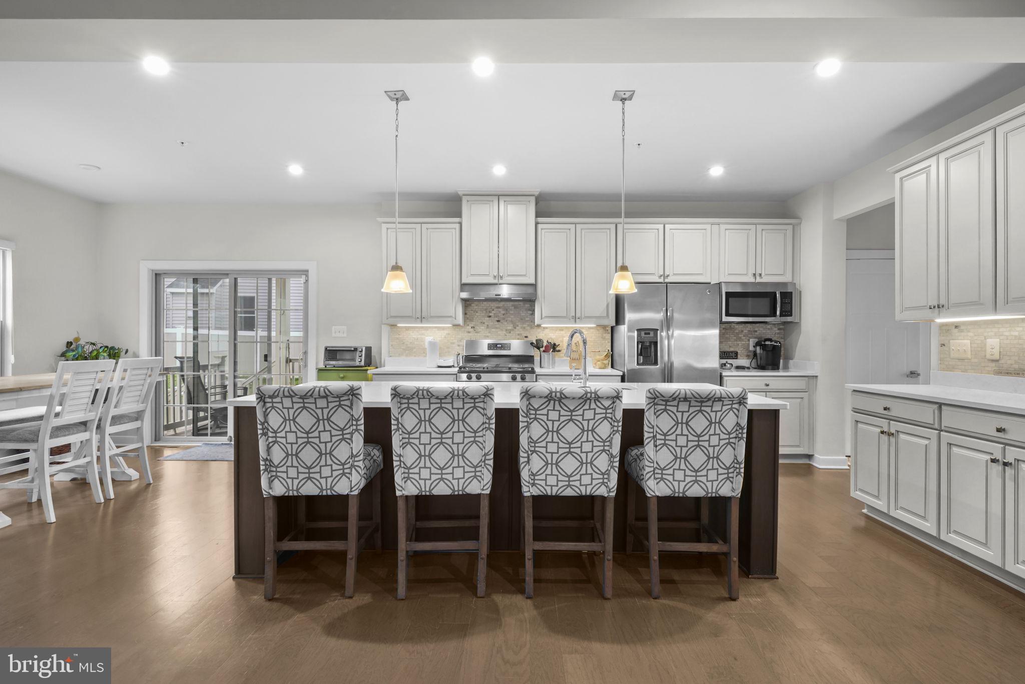 SOLOMONS CHOICE - Residential