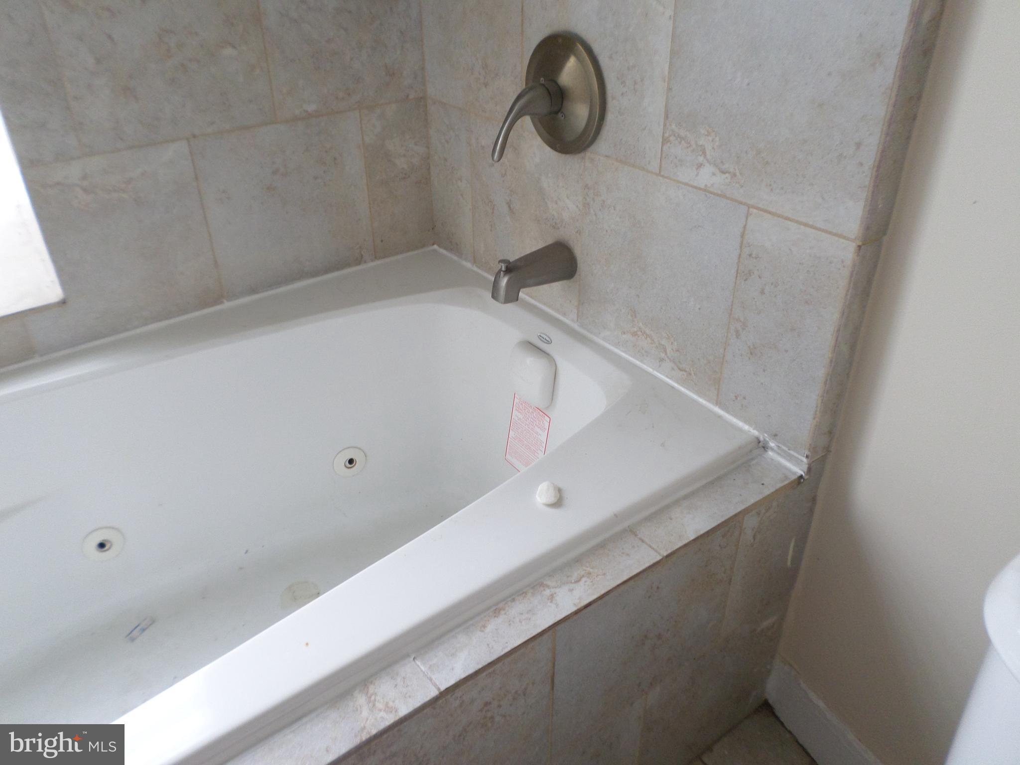 WASHINGTON VILLAGE - Residential Lease