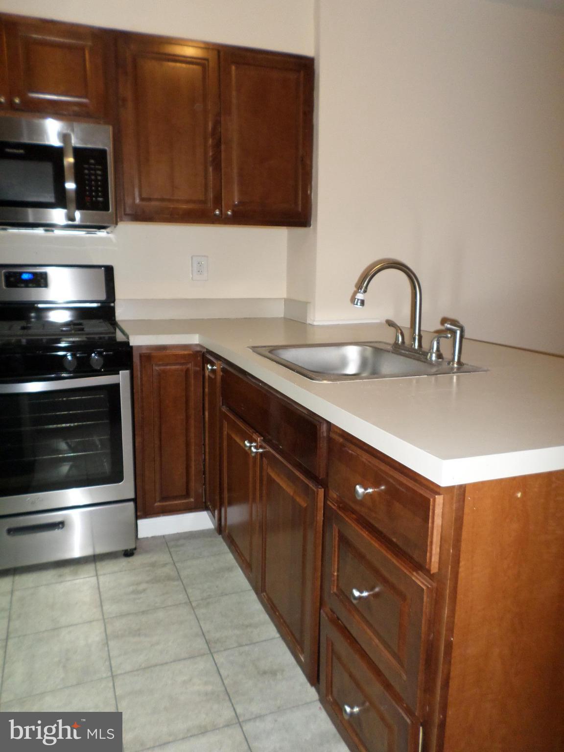 WASHINGTON VILLAGE - Residential Lease