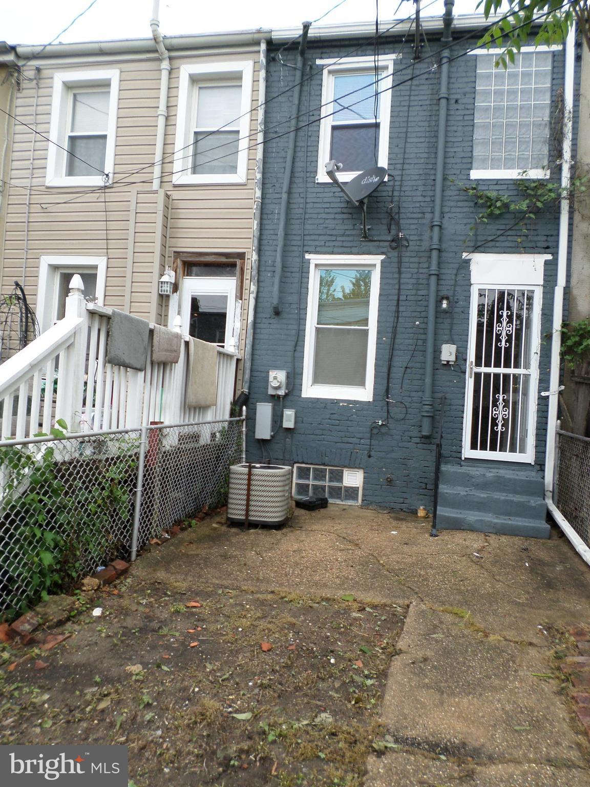 WASHINGTON VILLAGE - Residential Lease