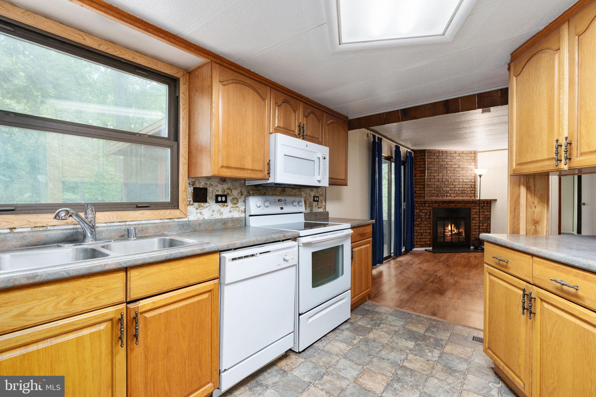 DOE RUN ESTATES - Residential