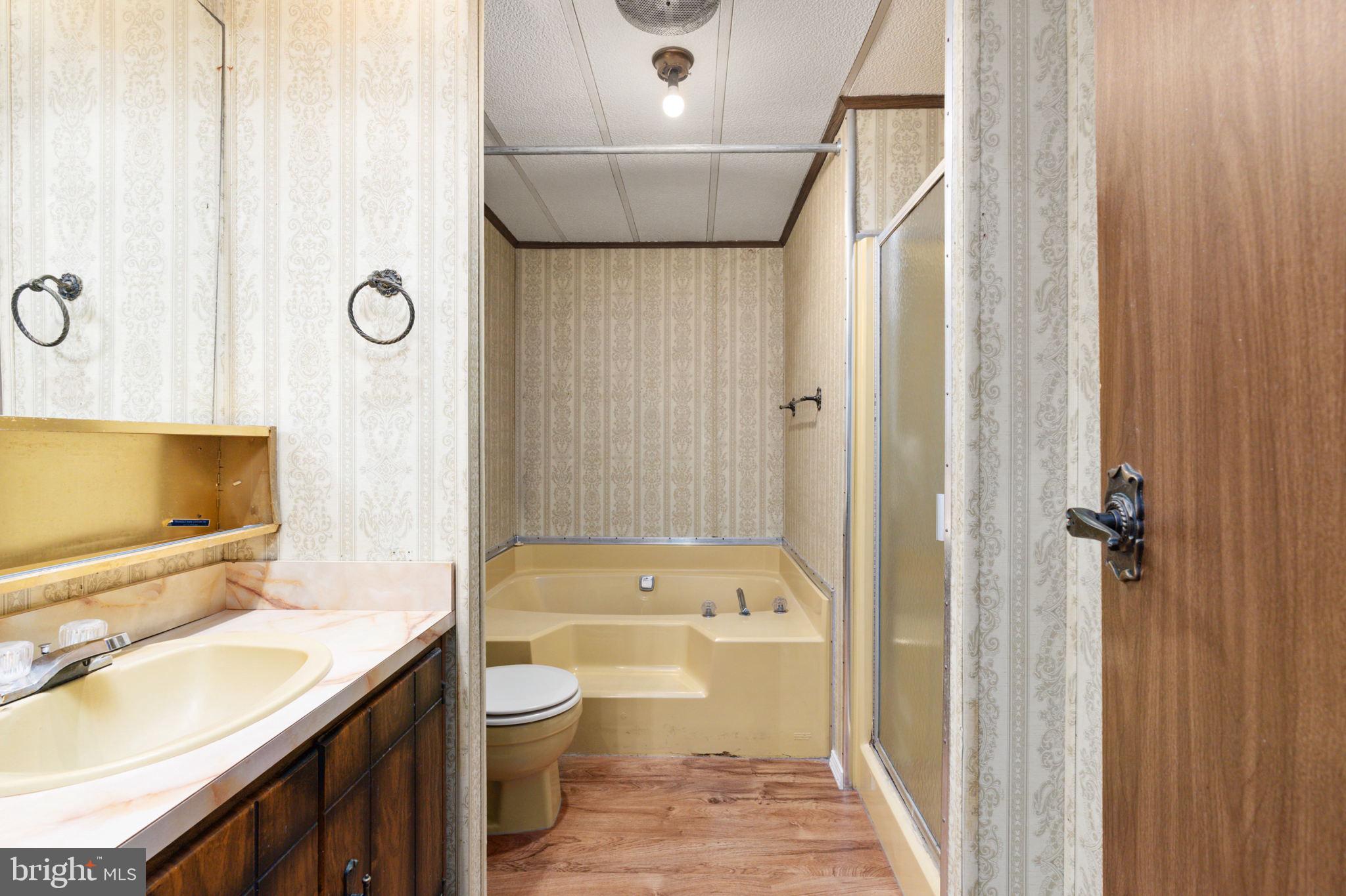 DOE RUN ESTATES - Residential