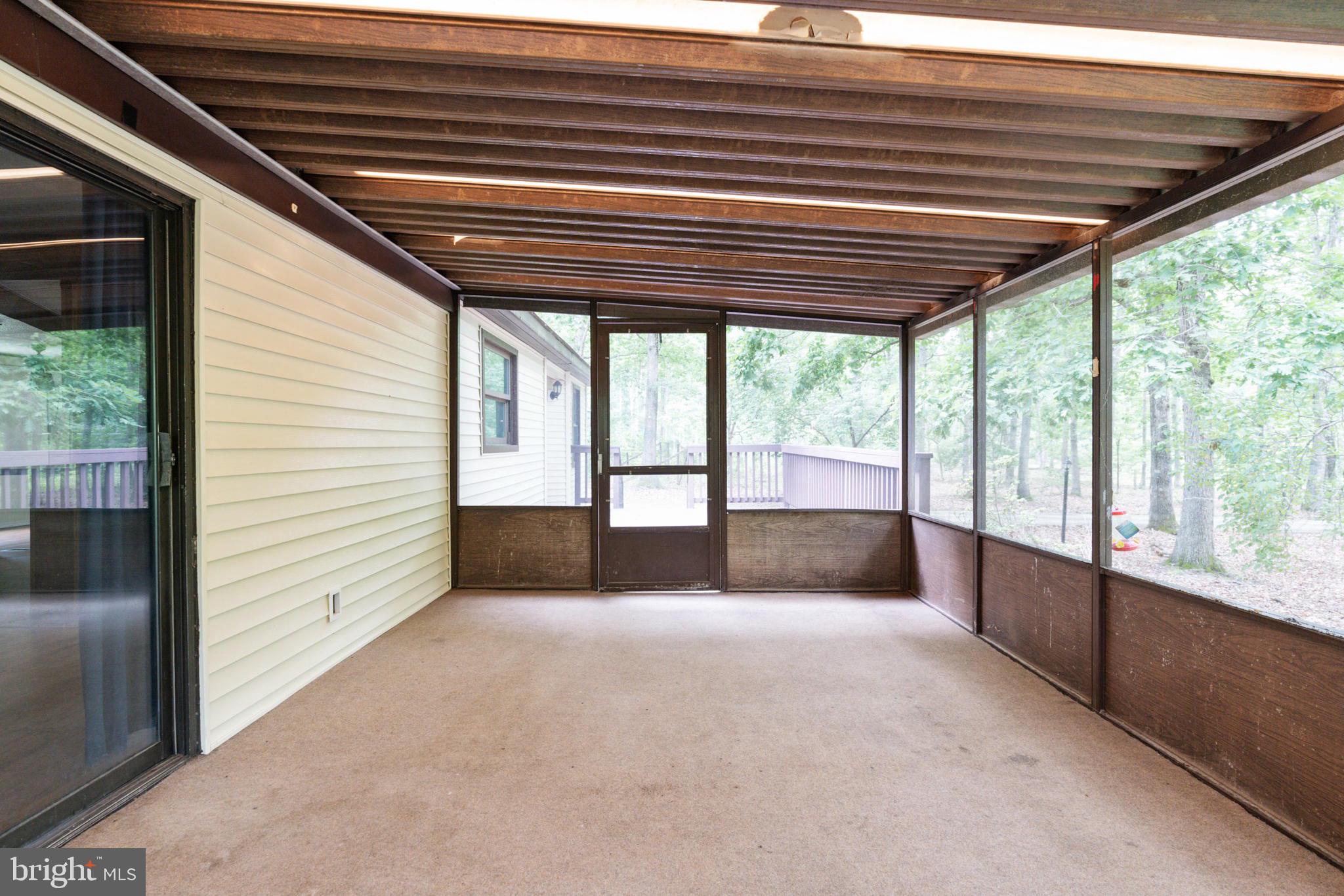 DOE RUN ESTATES - Residential