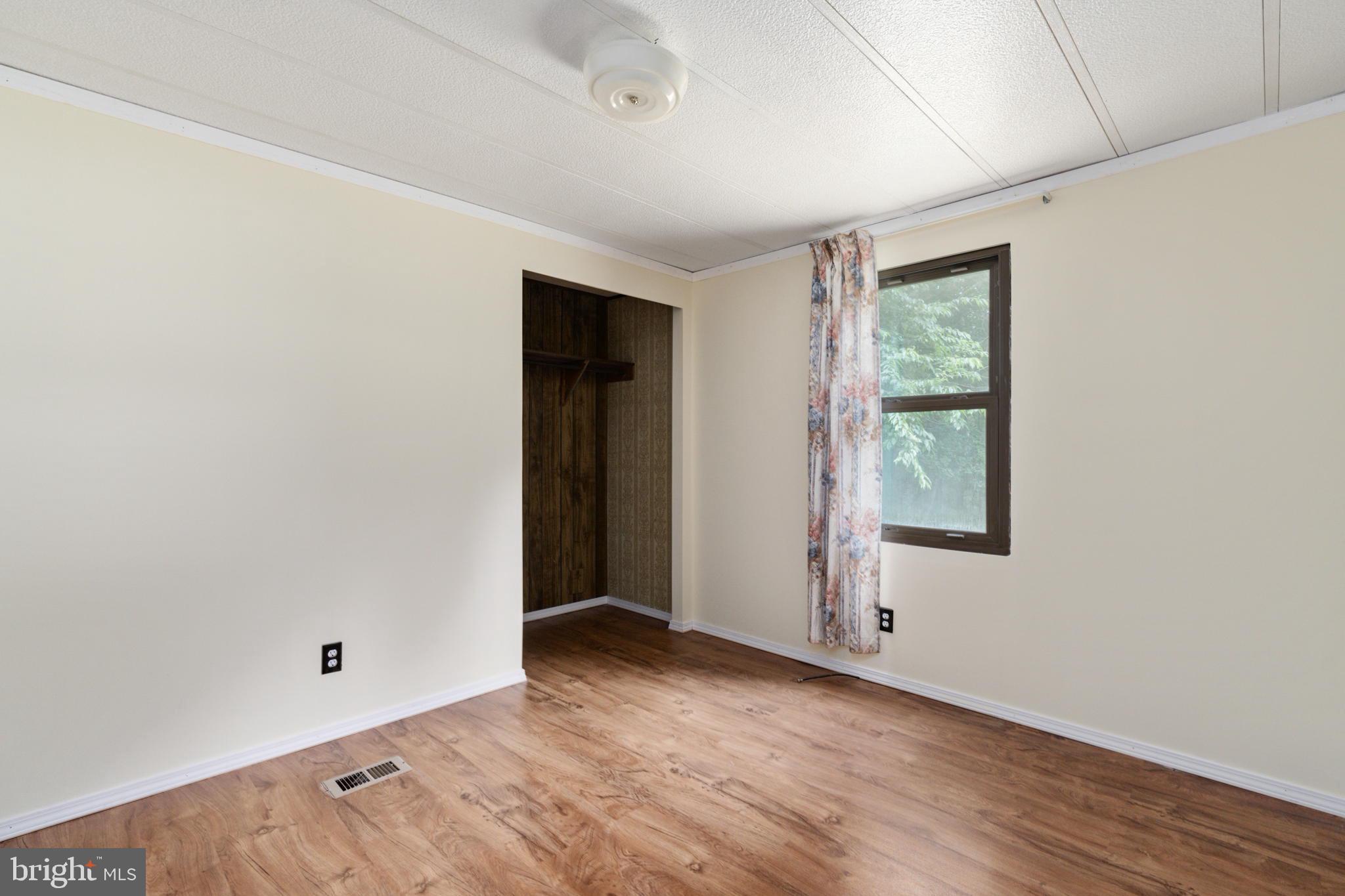 DOE RUN ESTATES - Residential