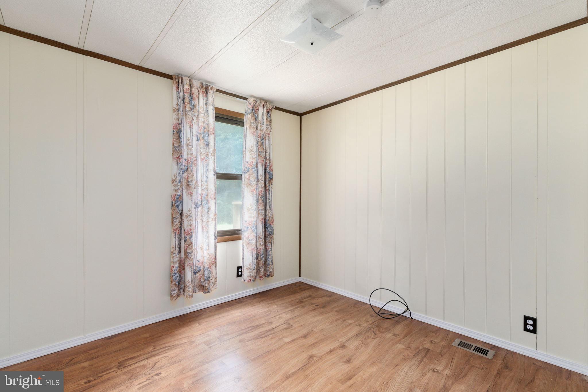 DOE RUN ESTATES - Residential