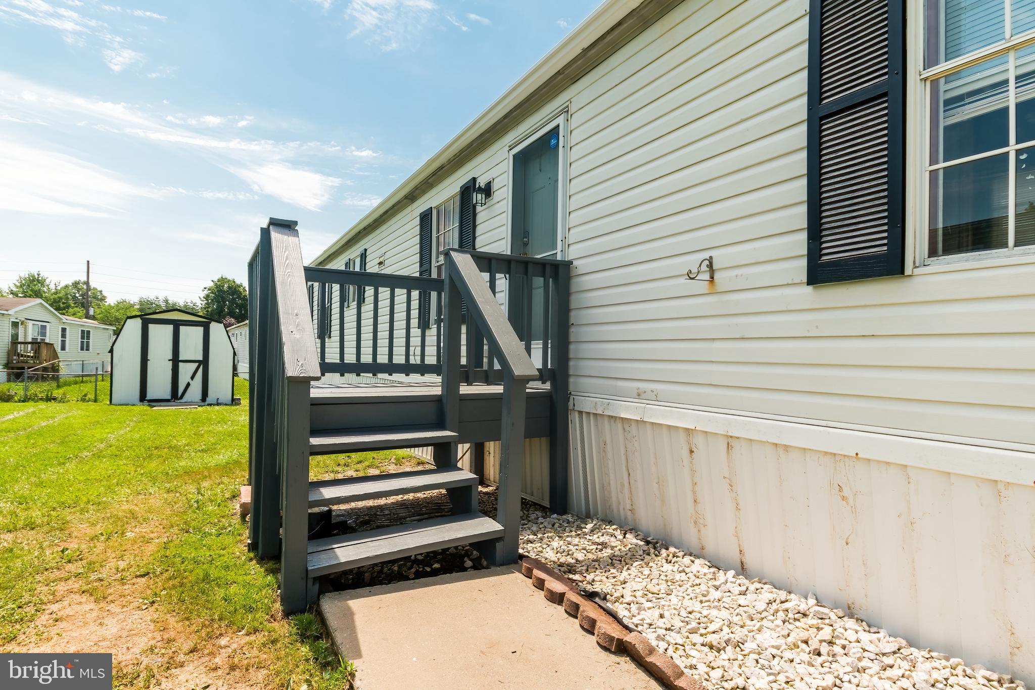 ROYAL CREST ESTATES - Residential