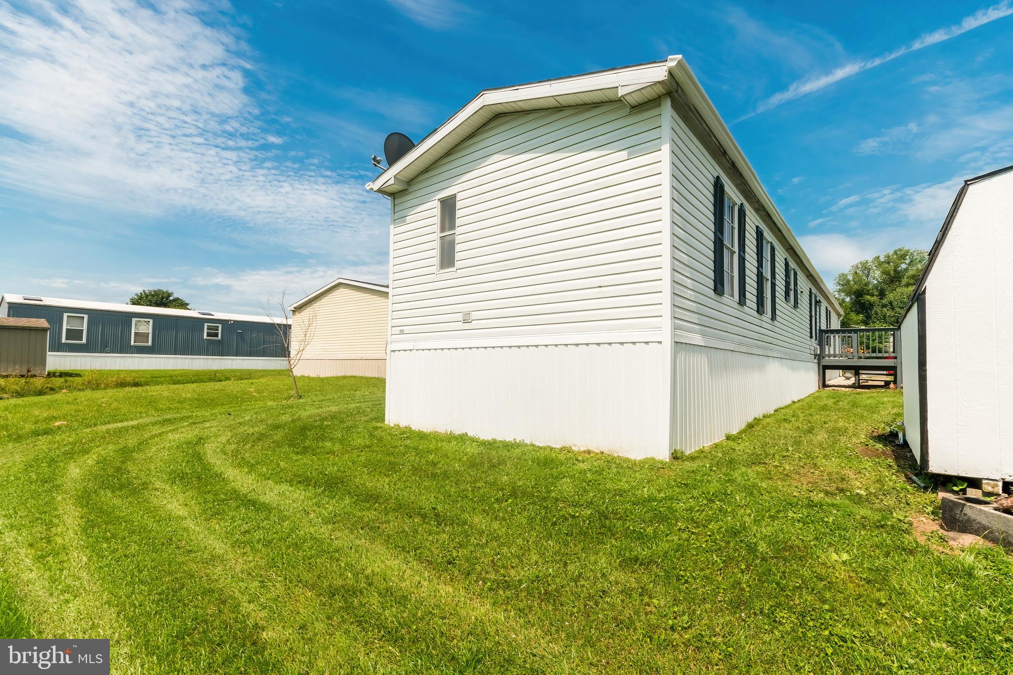 ROYAL CREST ESTATES - Residential